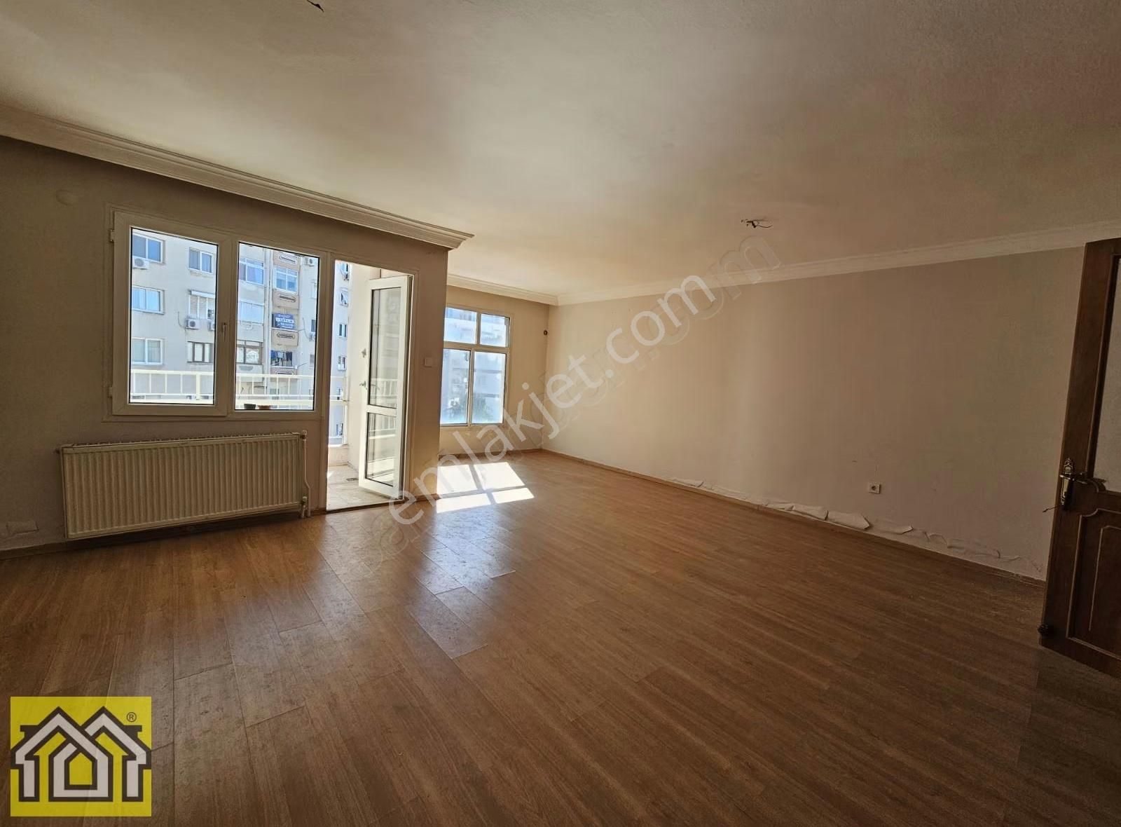 Göztepe Metro Durağı Yakını 3+1 128m2 Arakat Önü Açık Boş Daire - Görsel 8