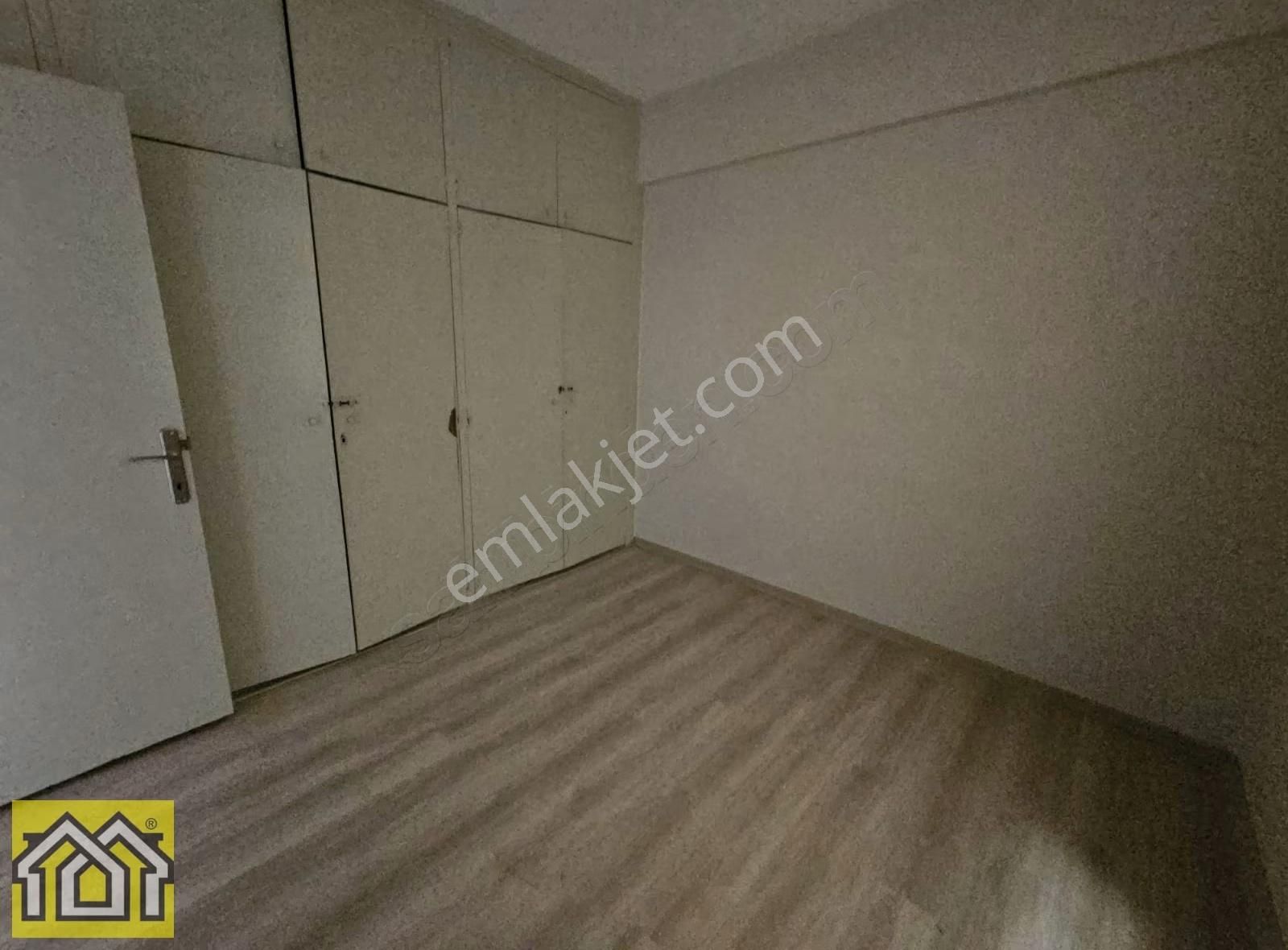 Göztepe Metro Durağı Yakını 3+1 128m2 Arakat Önü Açık Boş Daire - Görsel 6