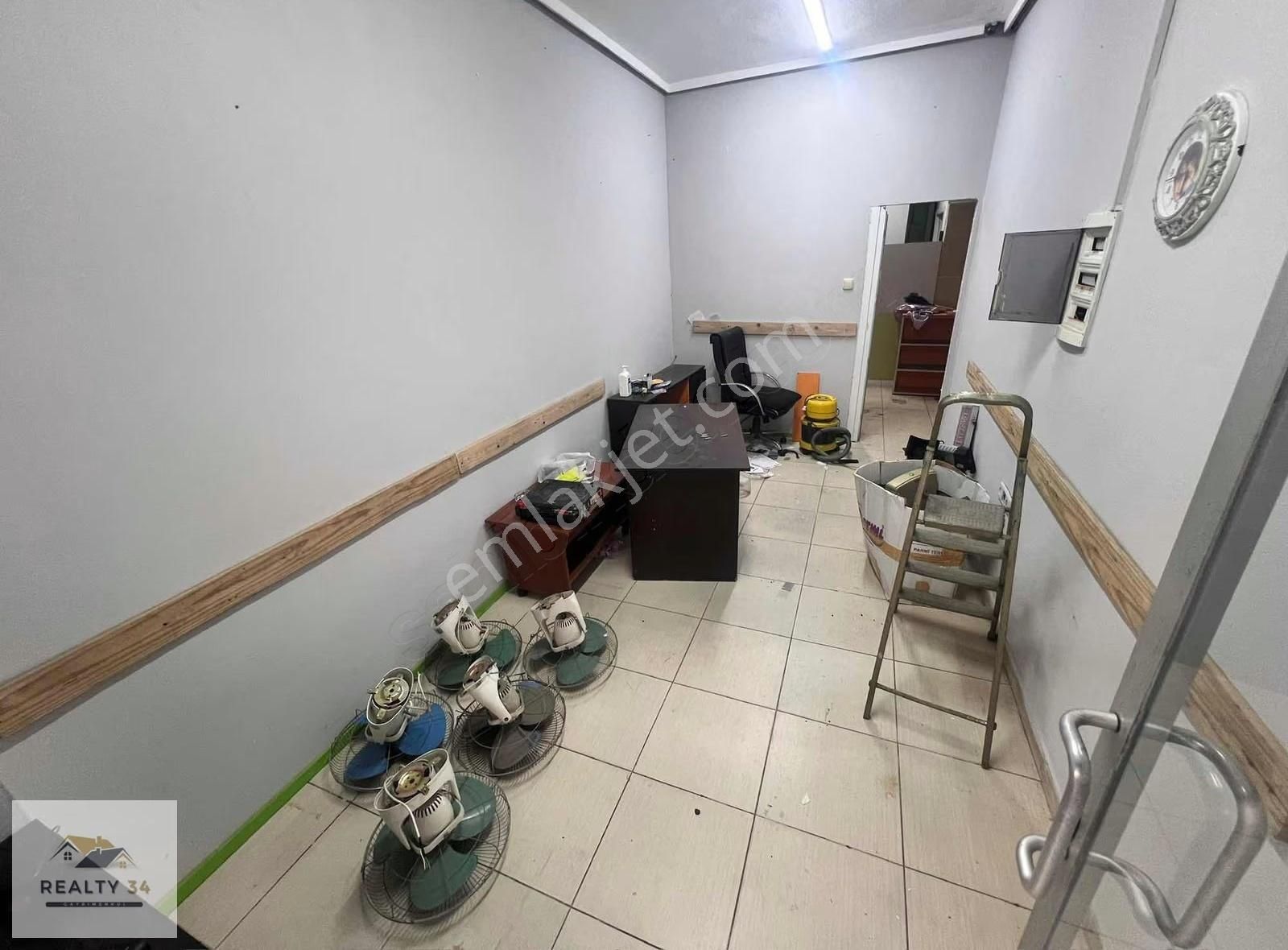 Mehmet Akif'te Cuma Pazarına. 2. Parsel Kiralık Dükkan - Görsel 12