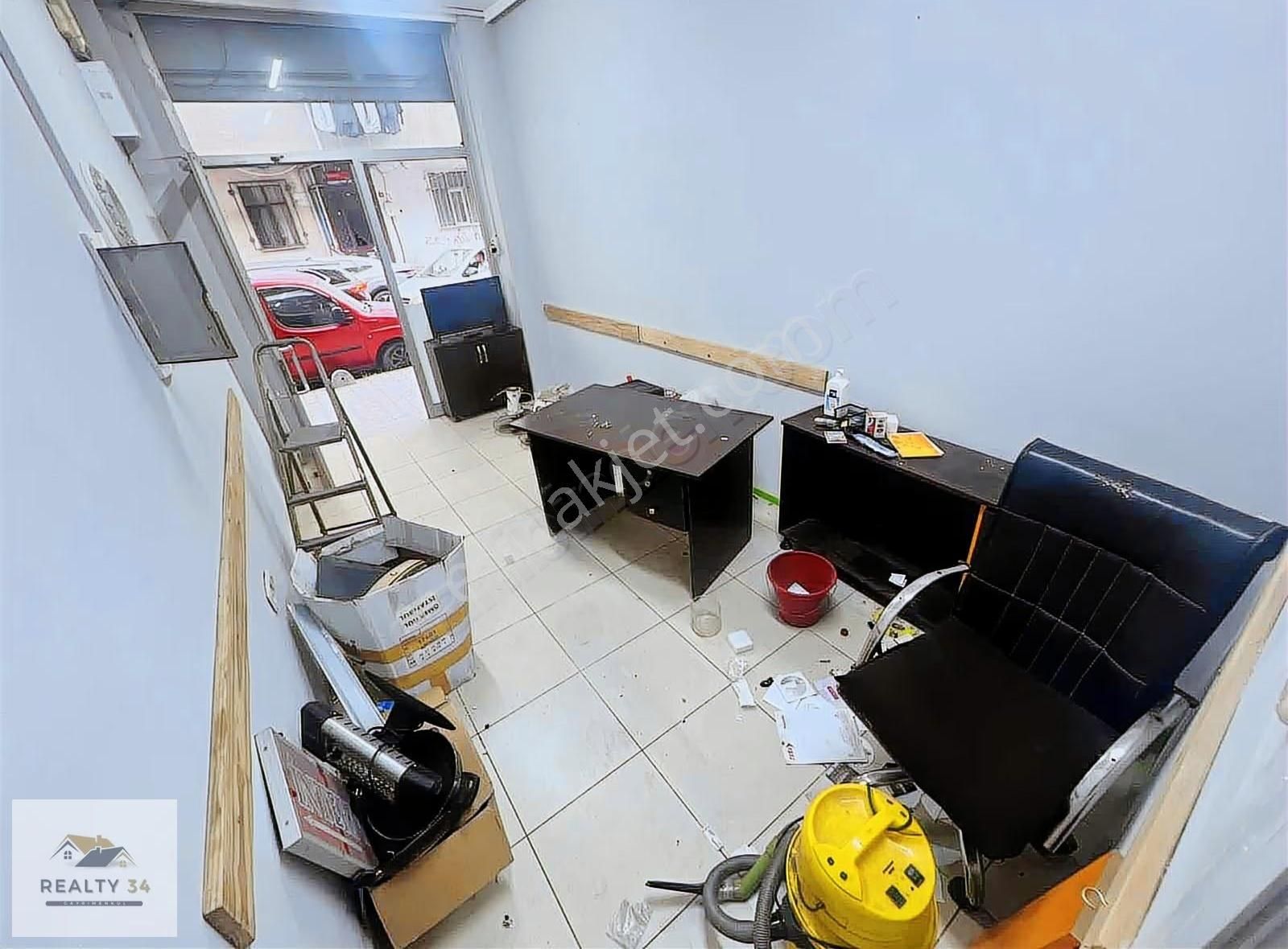 Mehmet Akif'te Cuma Pazarına. 2. Parsel Kiralık Dükkan - Görsel 15