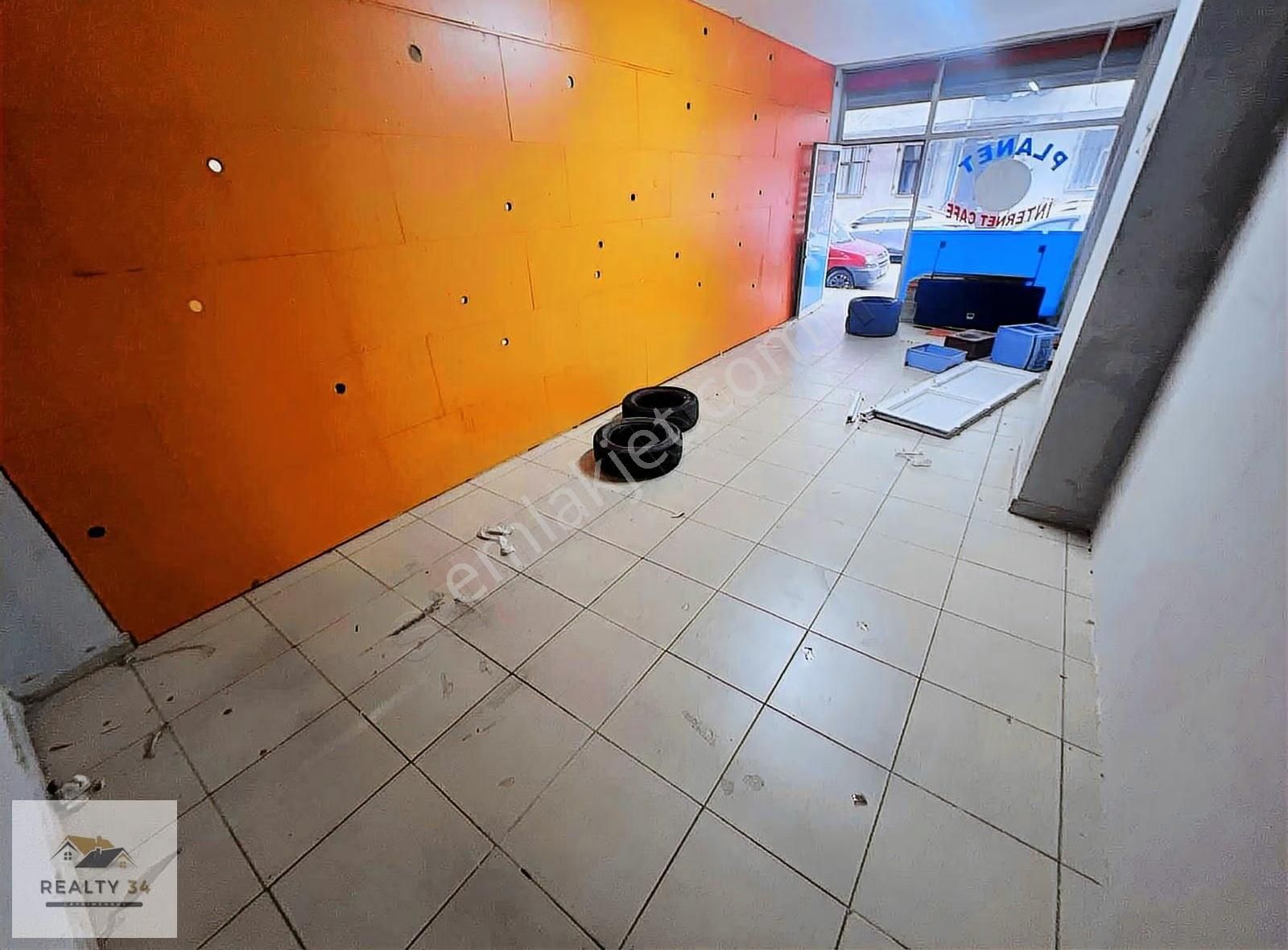 Mehmet Akif'te Cuma Pazarına. 2. Parsel Kiralık Dükkan - Görsel 9