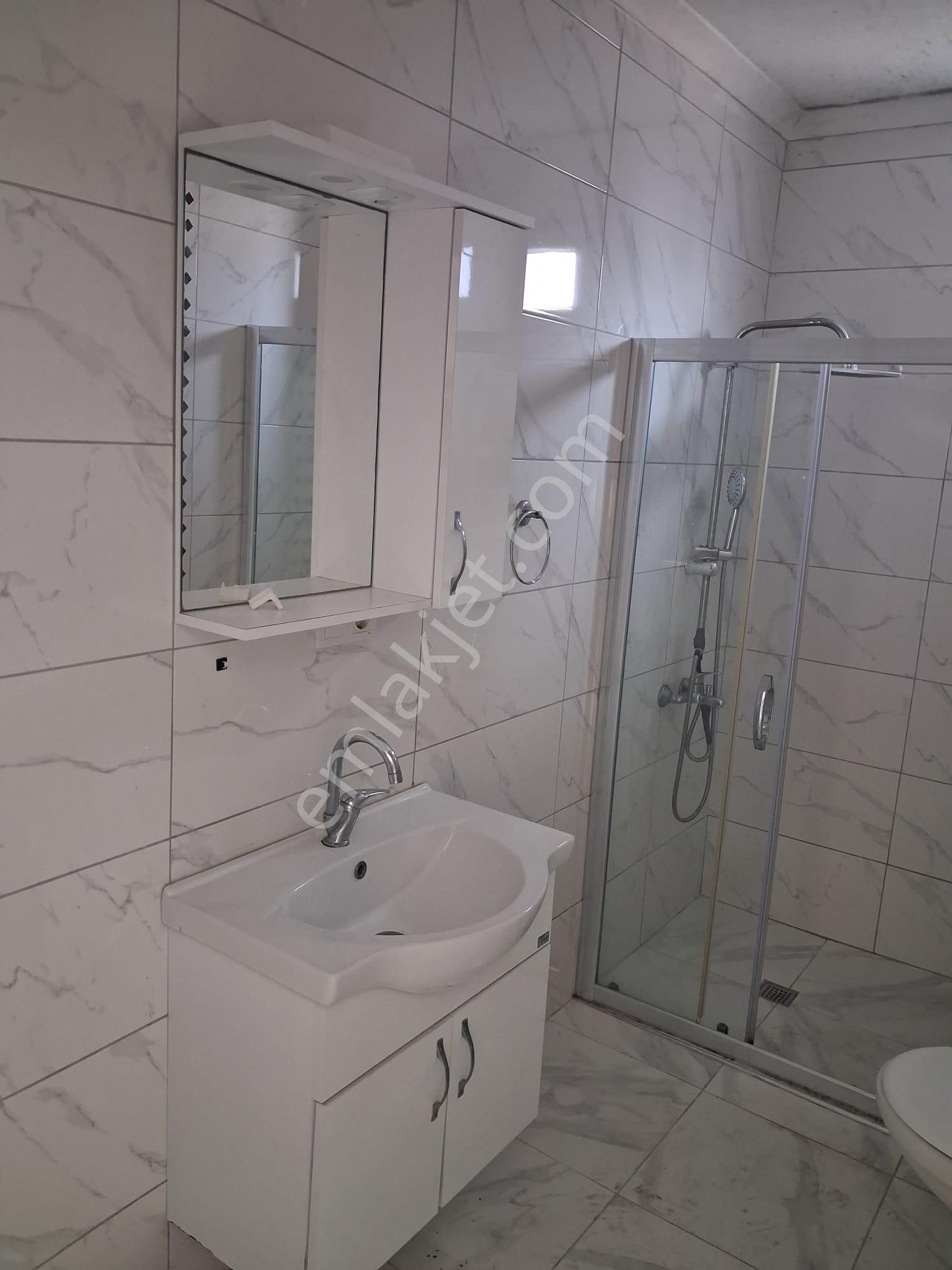 Tuzla Postane Mah. Site İçinde Bahçe Katı Ferah 2+1 Satılık - Görsel 18