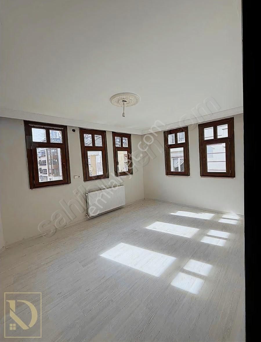 Akyazı'da 3+1 Kiralık Daire - Görsel 6