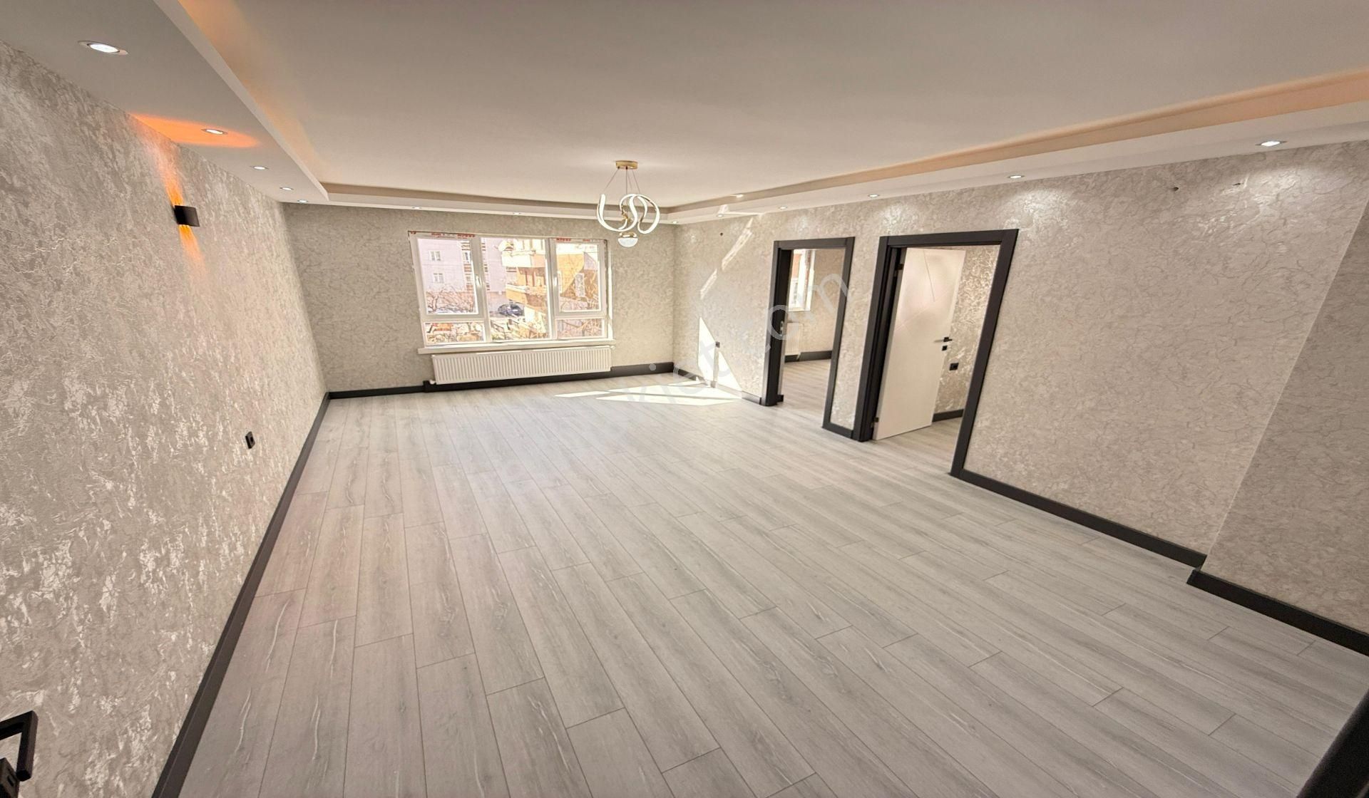 Pınarbaşında Sanatoryum Acil Yakını 3.katta Lüx Yapılı Balkonlu - Görsel 5