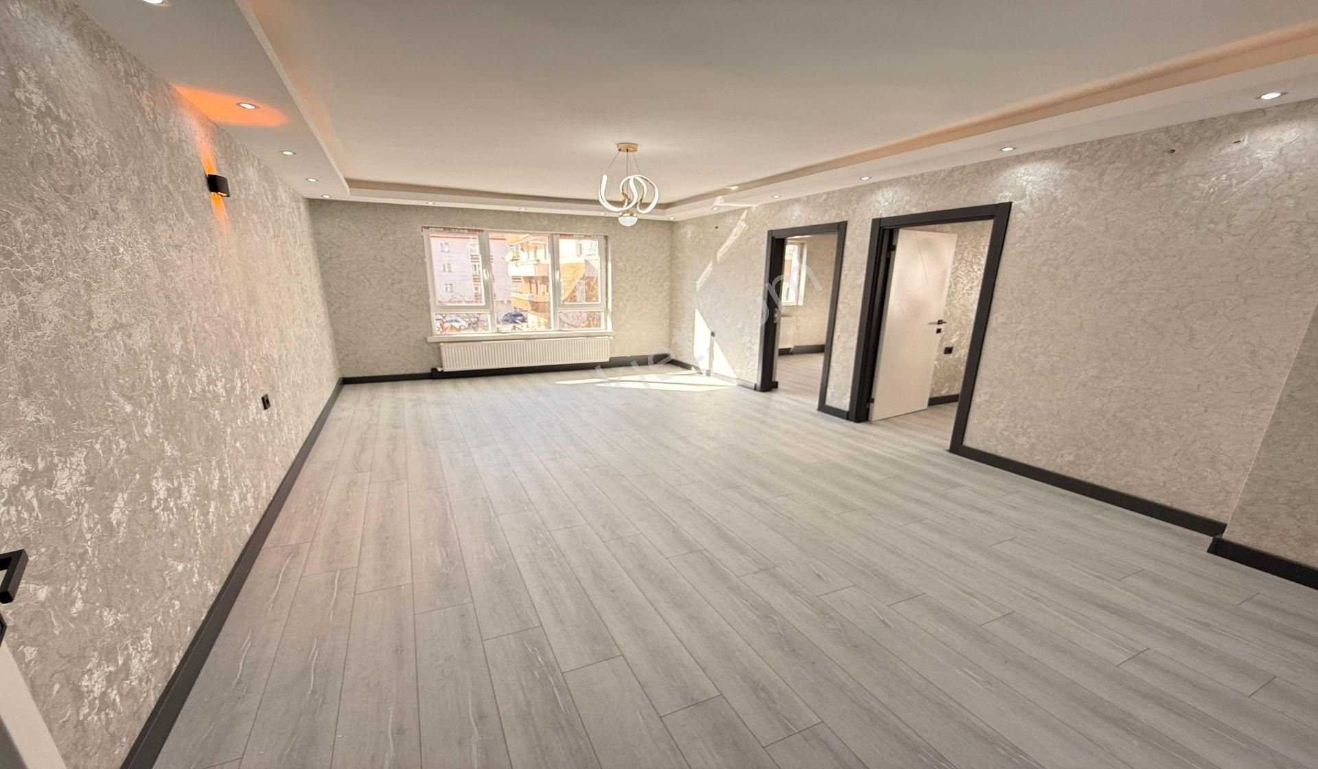 Pınarbaşında Sanatoryum Acil Yakını 3.katta Lüx Yapılı Balkonlu - Görsel 3