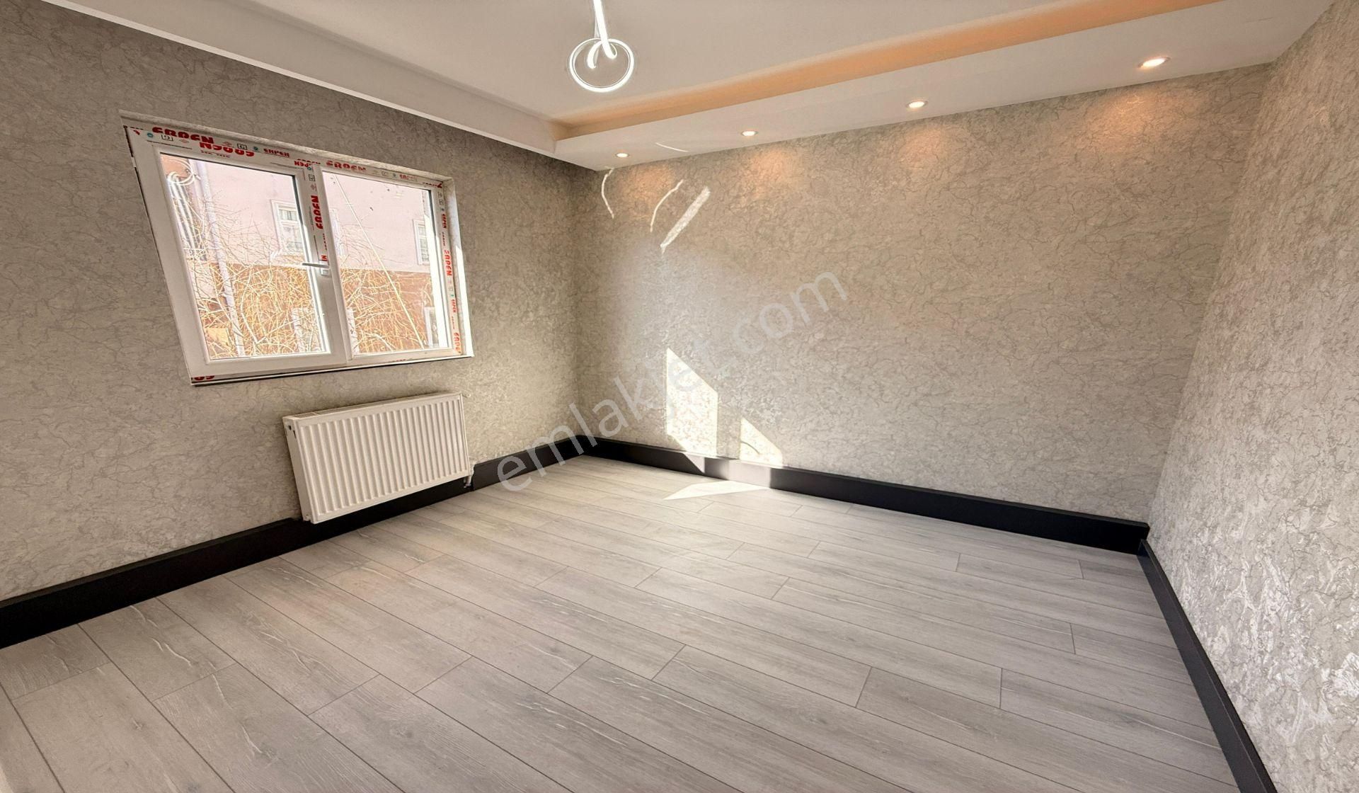 Pınarbaşında Sanatoryum Acil Yakını 3.katta Lüx Yapılı Balkonlu - Görsel 8