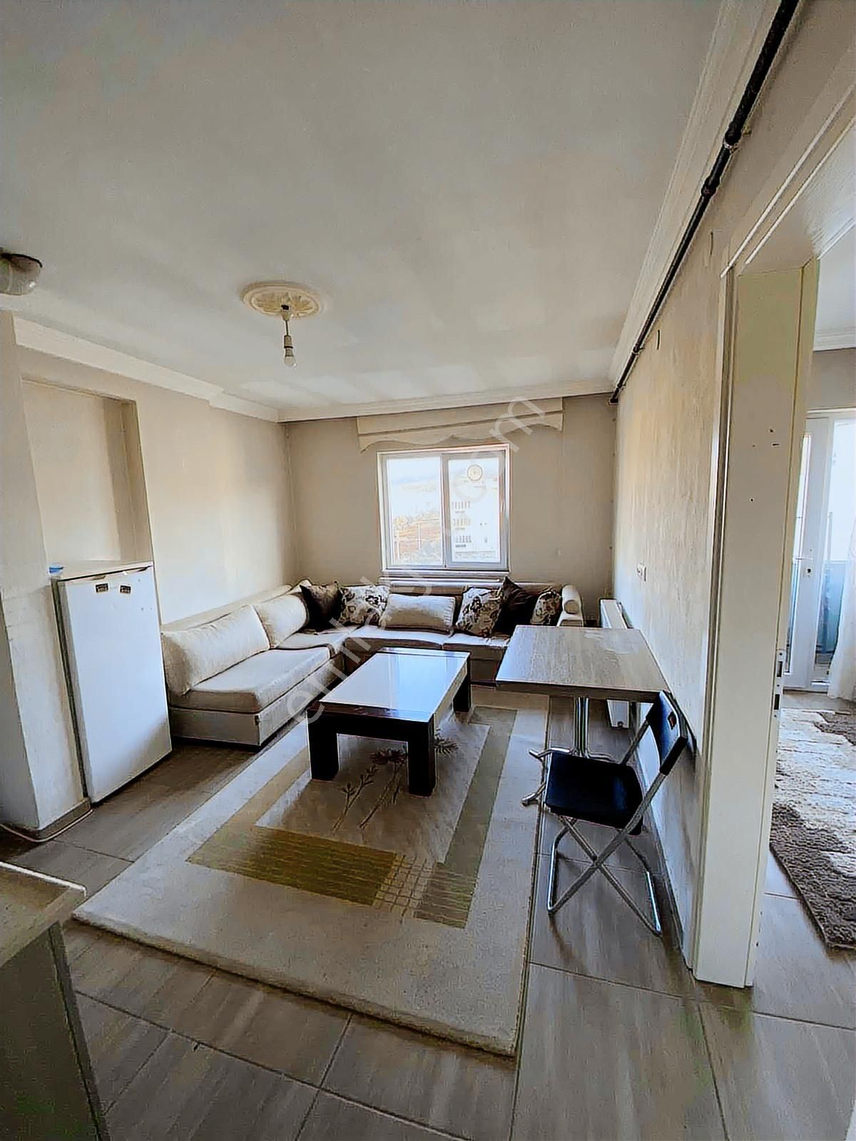 Kötekli C Kapı Merkezi Konumda 1+1 Eşyalı Daire