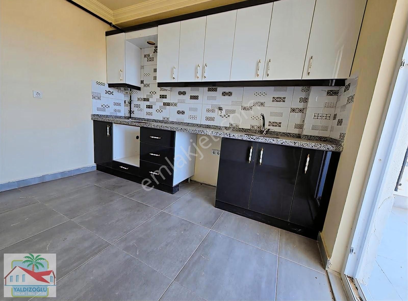 Atatürk Cd Üzerinde Kiralık Kombili 2+1 Daire - Görsel 12