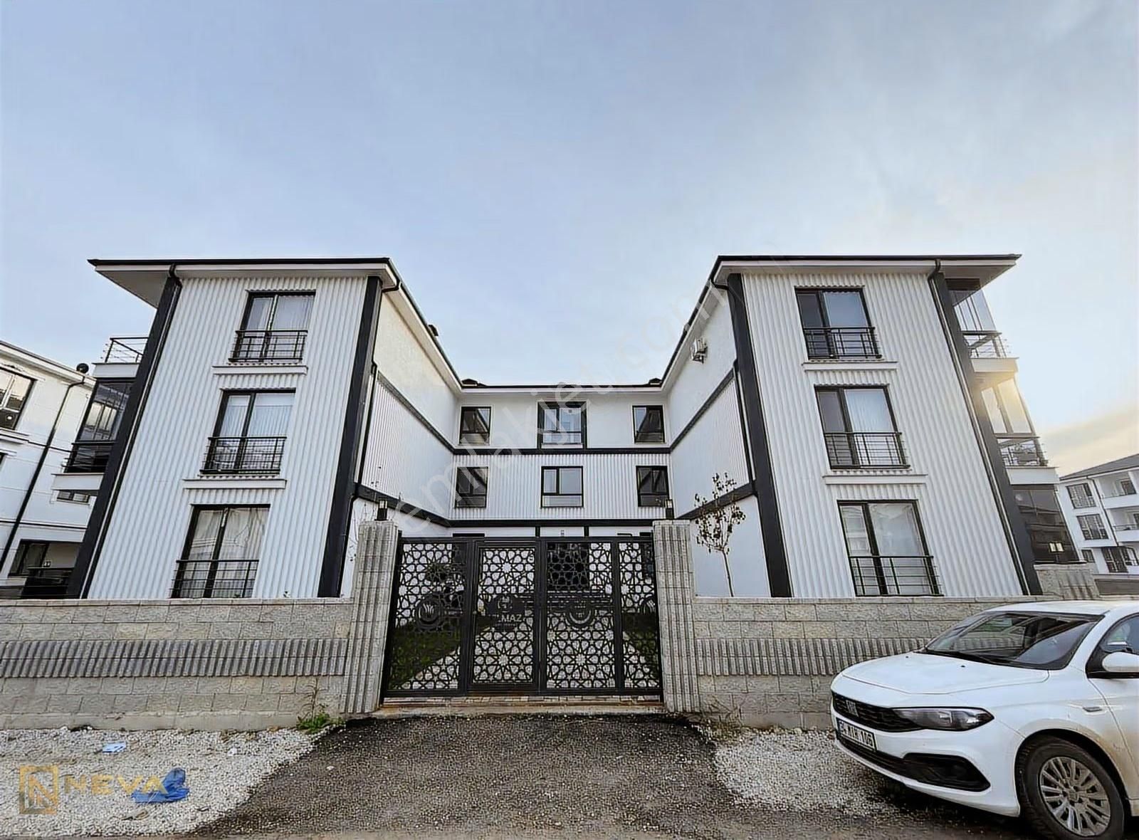 Arifiye Hanlıköy'de Kiralık Geniş 2+1 Daire