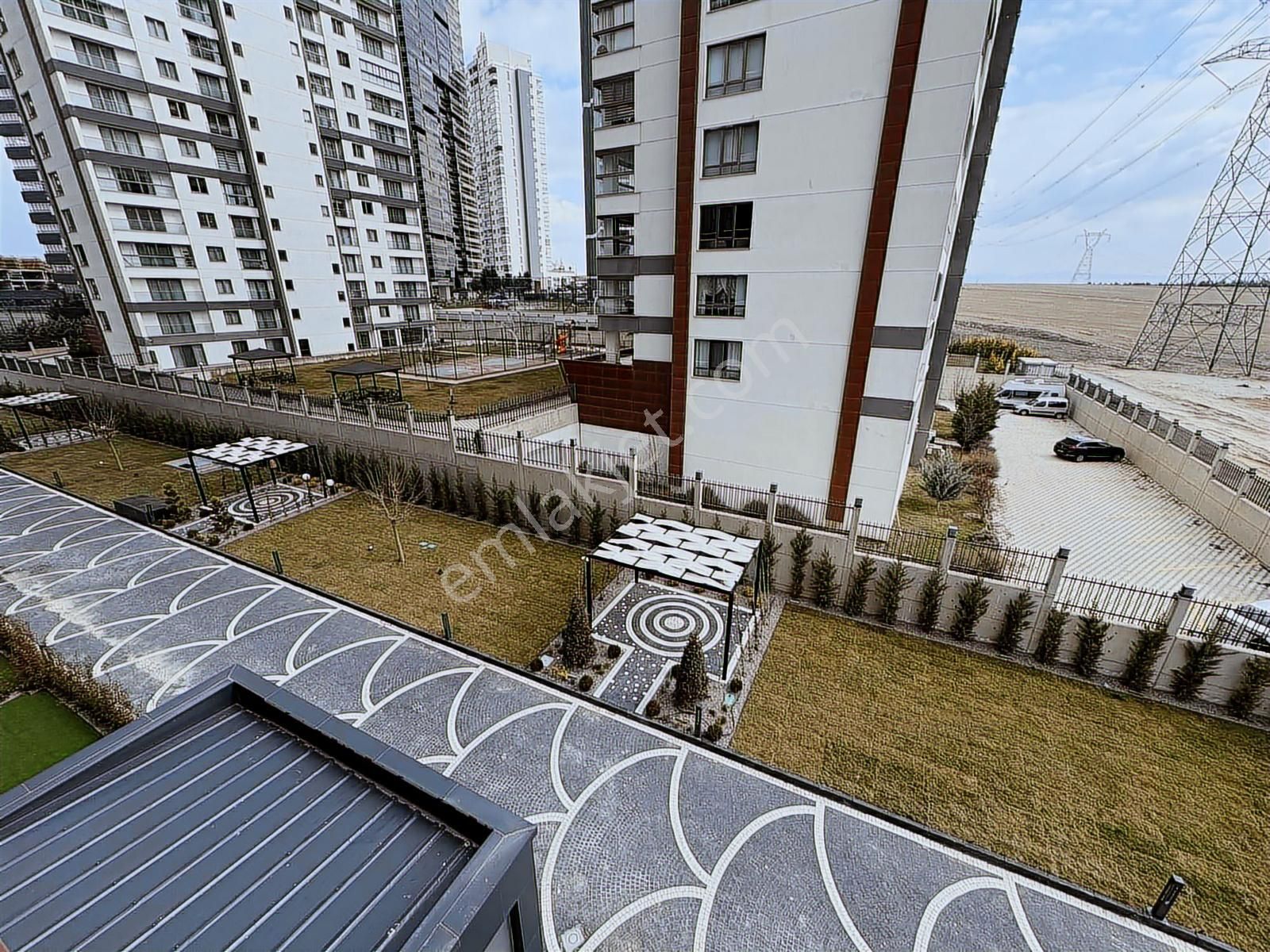 Alaçatı'dan Taşpınar Nest İncek'te Cambalkonlu Güney C. Lüks 2+1 - Görsel 24