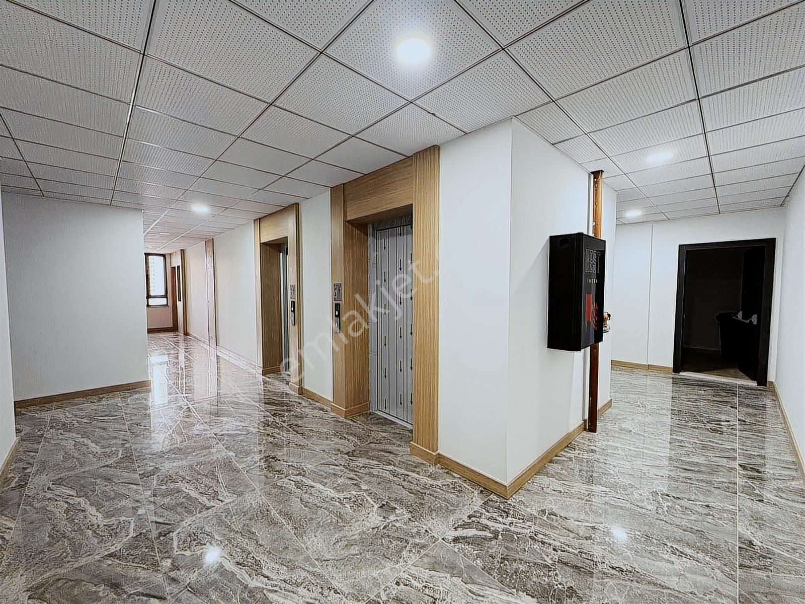 Alaçatı'dan Taşpınar Nest İncek'te Cambalkonlu Güney C. Lüks 2+1 - Görsel 29