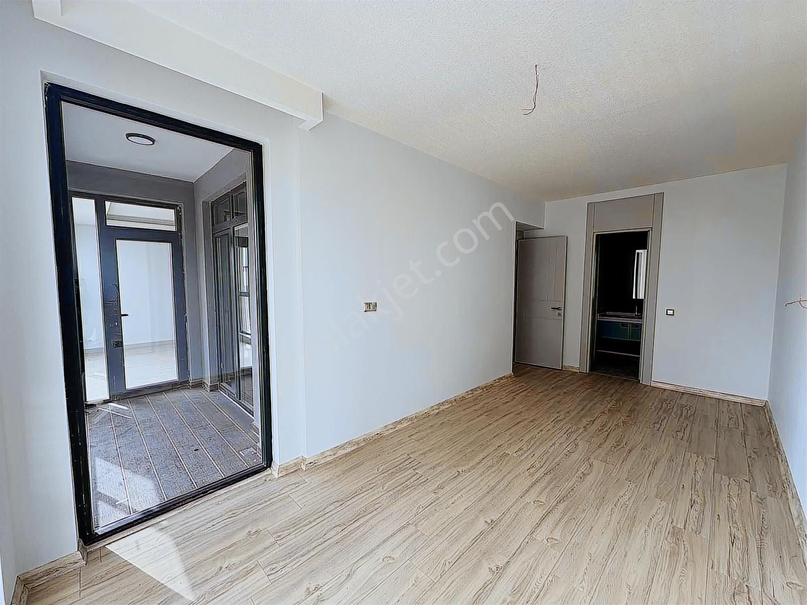 Alaçatı'dan Taşpınar Nest İncek'te Cambalkonlu Güney C. Lüks 2+1 - Görsel 22