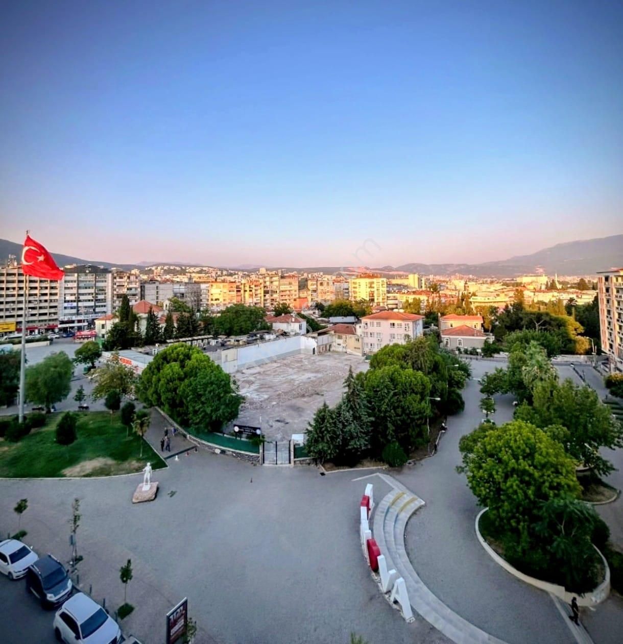 Arga'dan Bornova Hükümet Konağı Karşısı Kiralık 1+1 Eşyalı Daire - Görsel 14