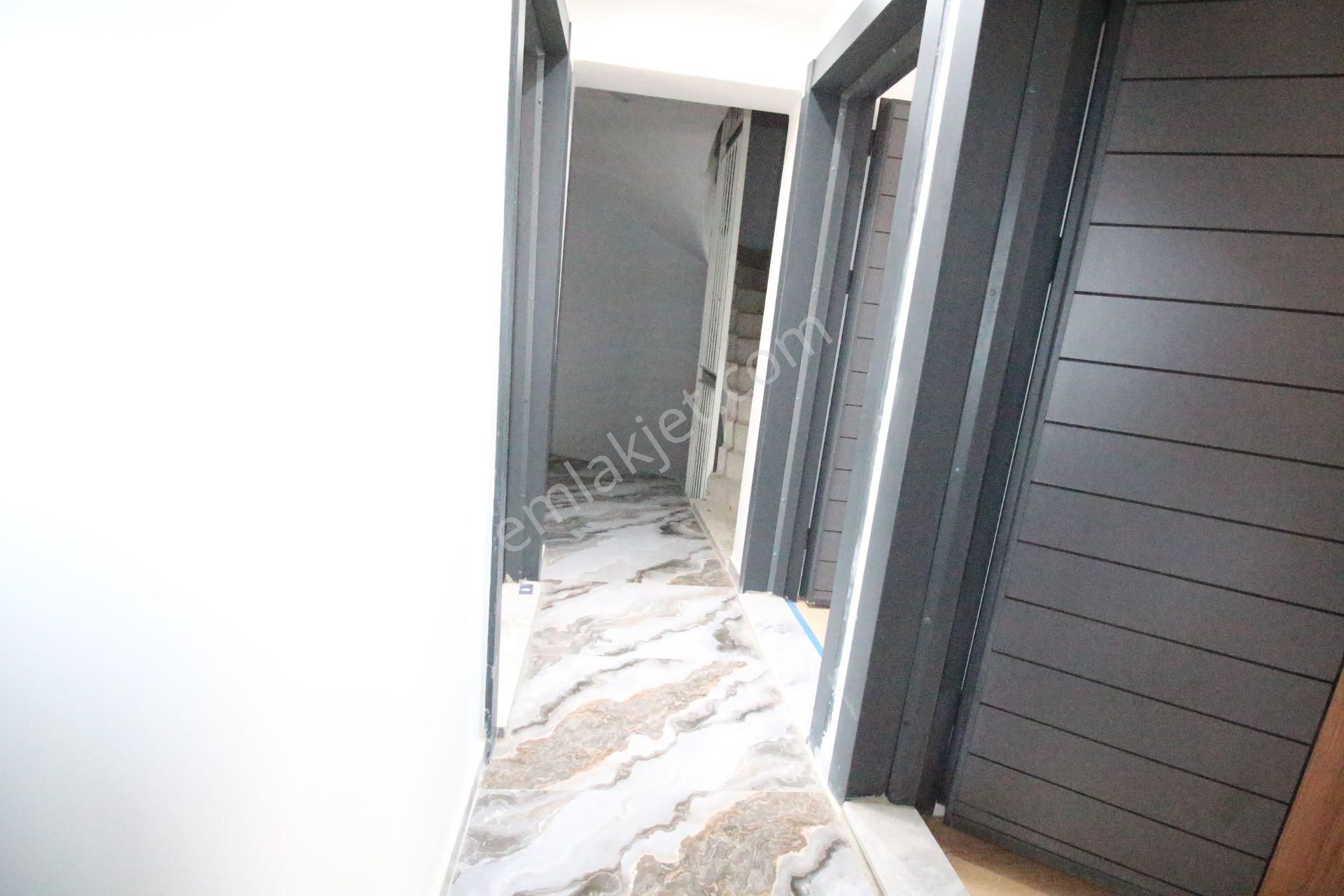 Arga'dan Bornova Hükümet Konağı Karşısı Kiralık 1+1 Eşyalı Daire - Görsel 8