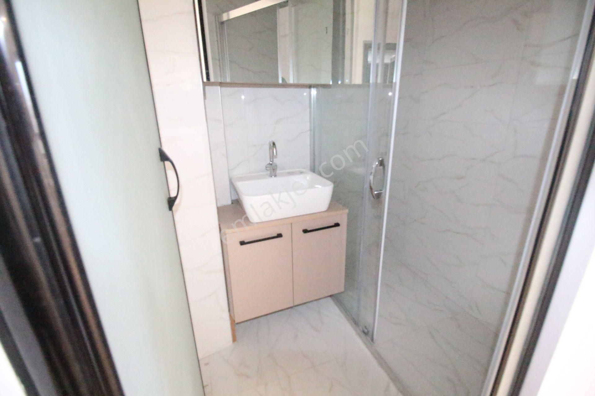 Arga'dan Bornova Hükümet Konağı Karşısı Kiralık 1+1 Eşyalı Daire - Görsel 9