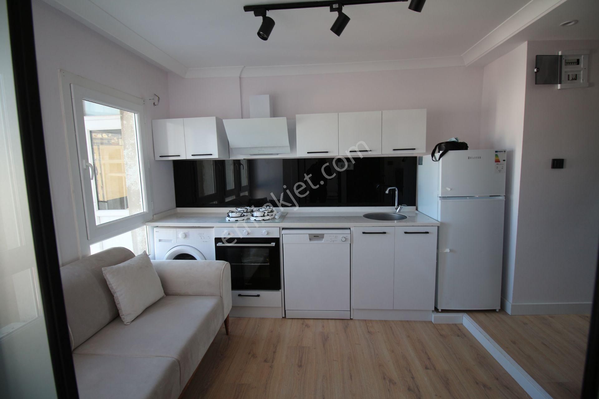 Arga'dan Bornova Hükümet Konağı Karşısı Kiralık 1+1 Eşyalı Daire - Görsel 6