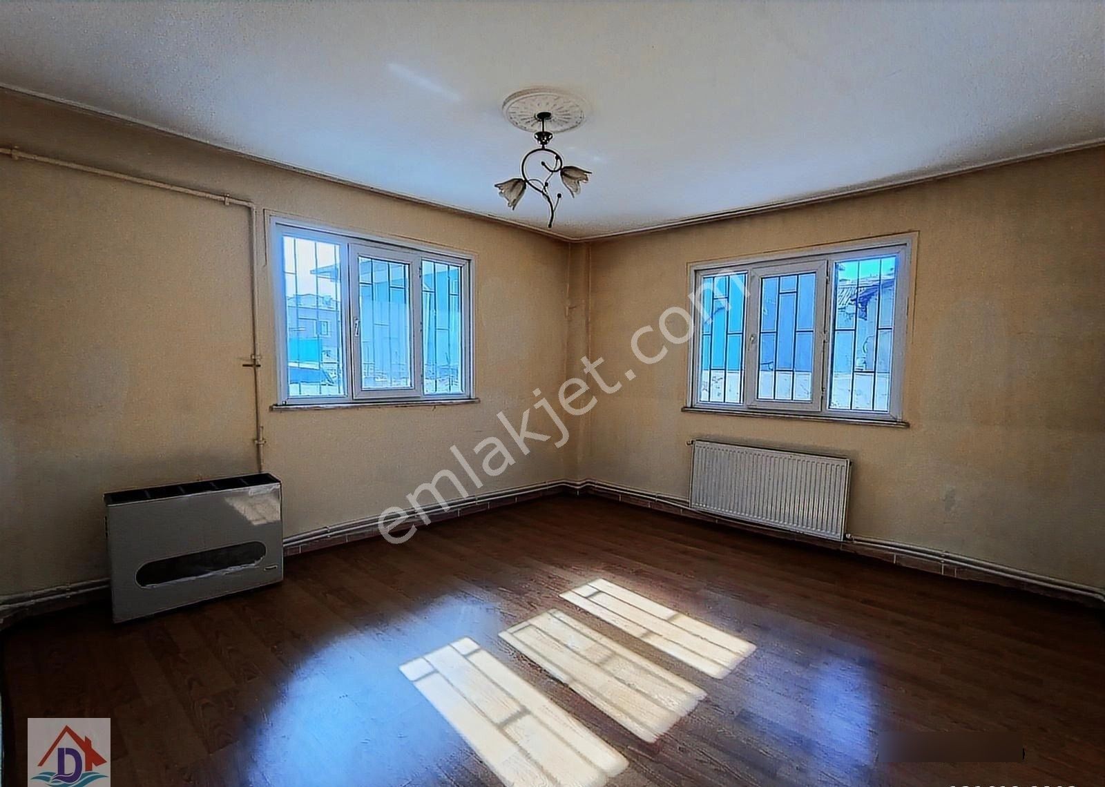 Üsk/yavuztürk Mah/2+1/balkonlu/kombili/kiralık Daire - Görsel 12