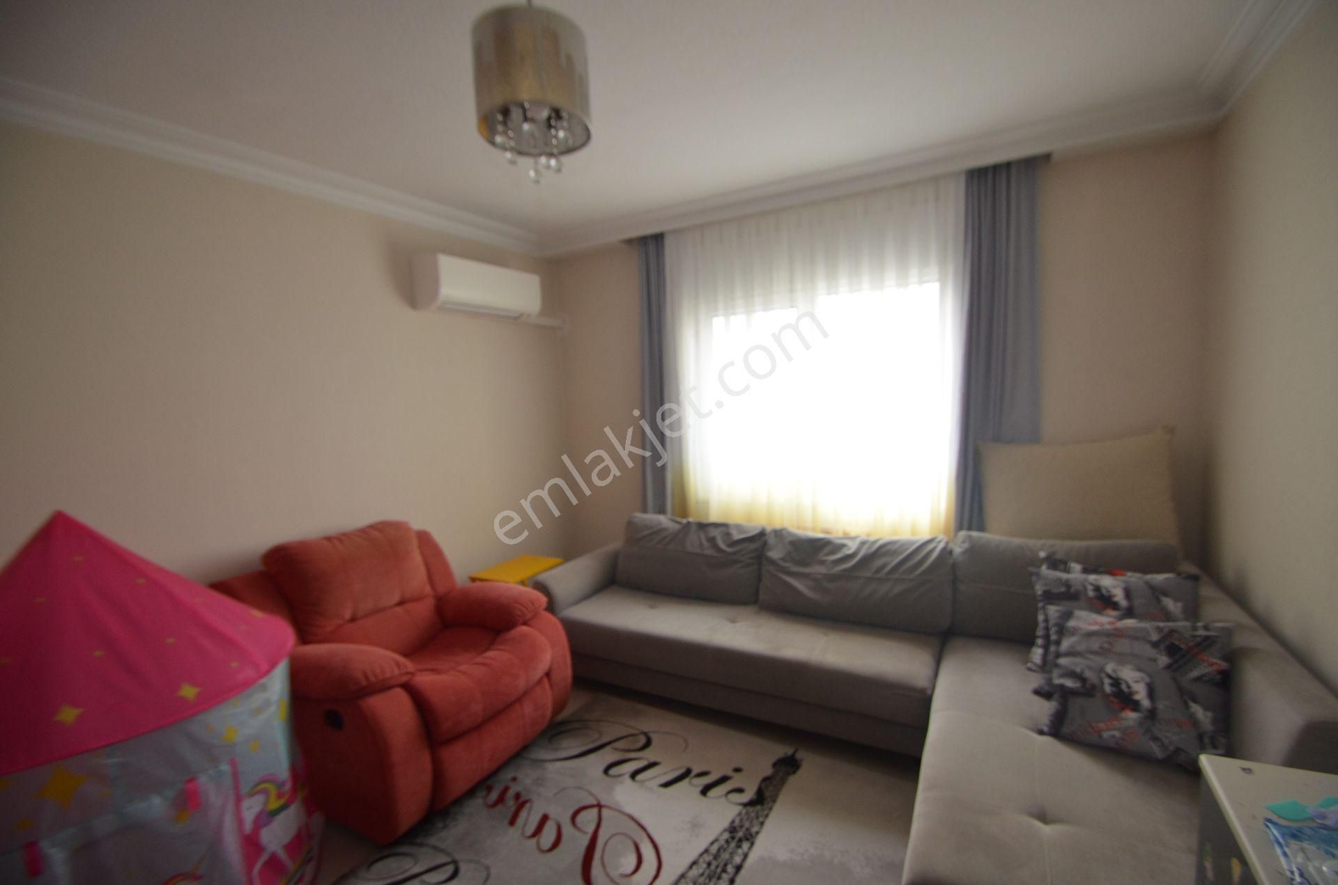 Flamingo'da Tadilatlı, Kilerli, Çift Banyolu Geniş 3+1 Daire - Görsel 34