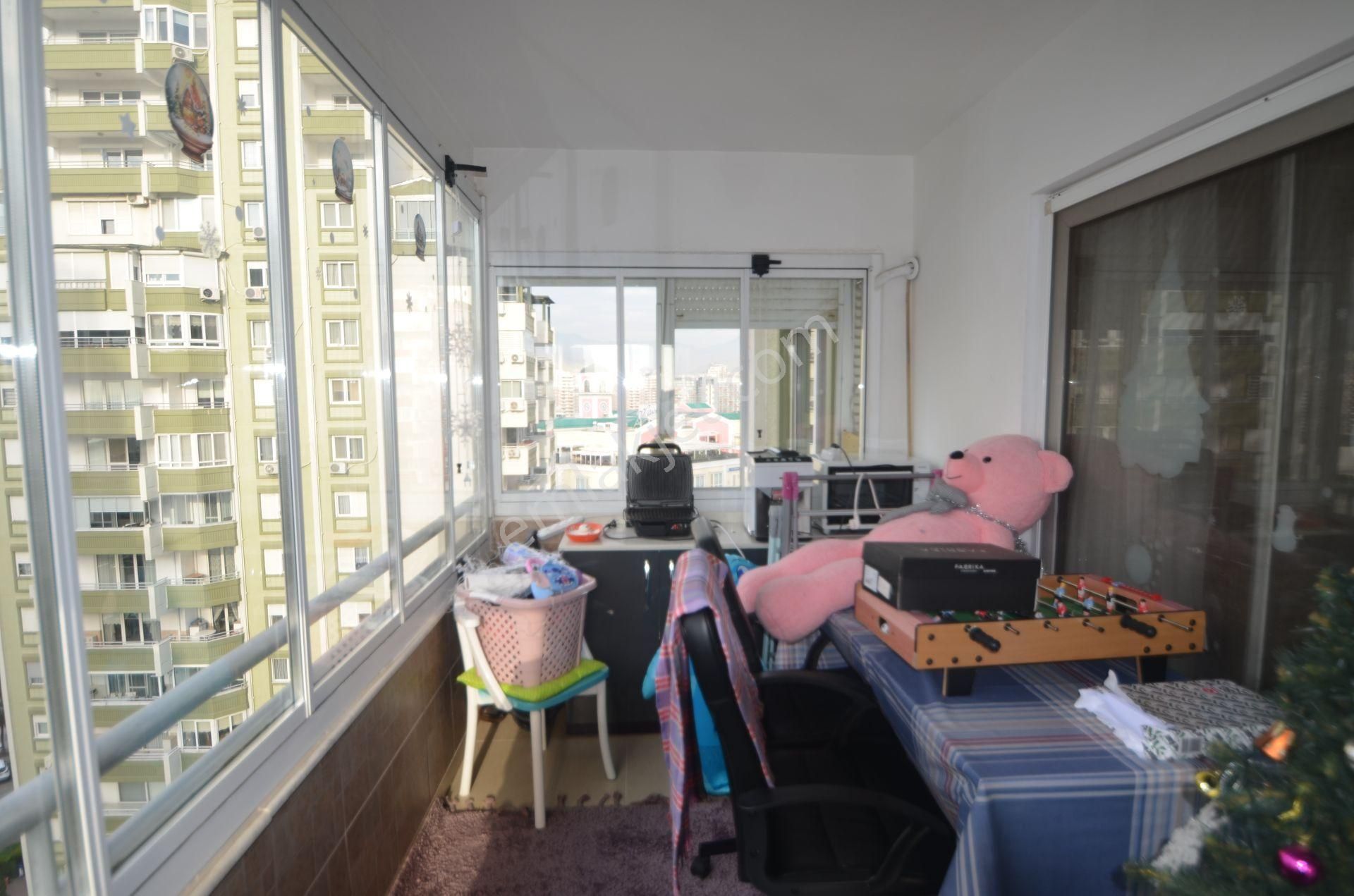 Flamingo'da Tadilatlı, Kilerli, Çift Banyolu Geniş 3+1 Daire - Görsel 6