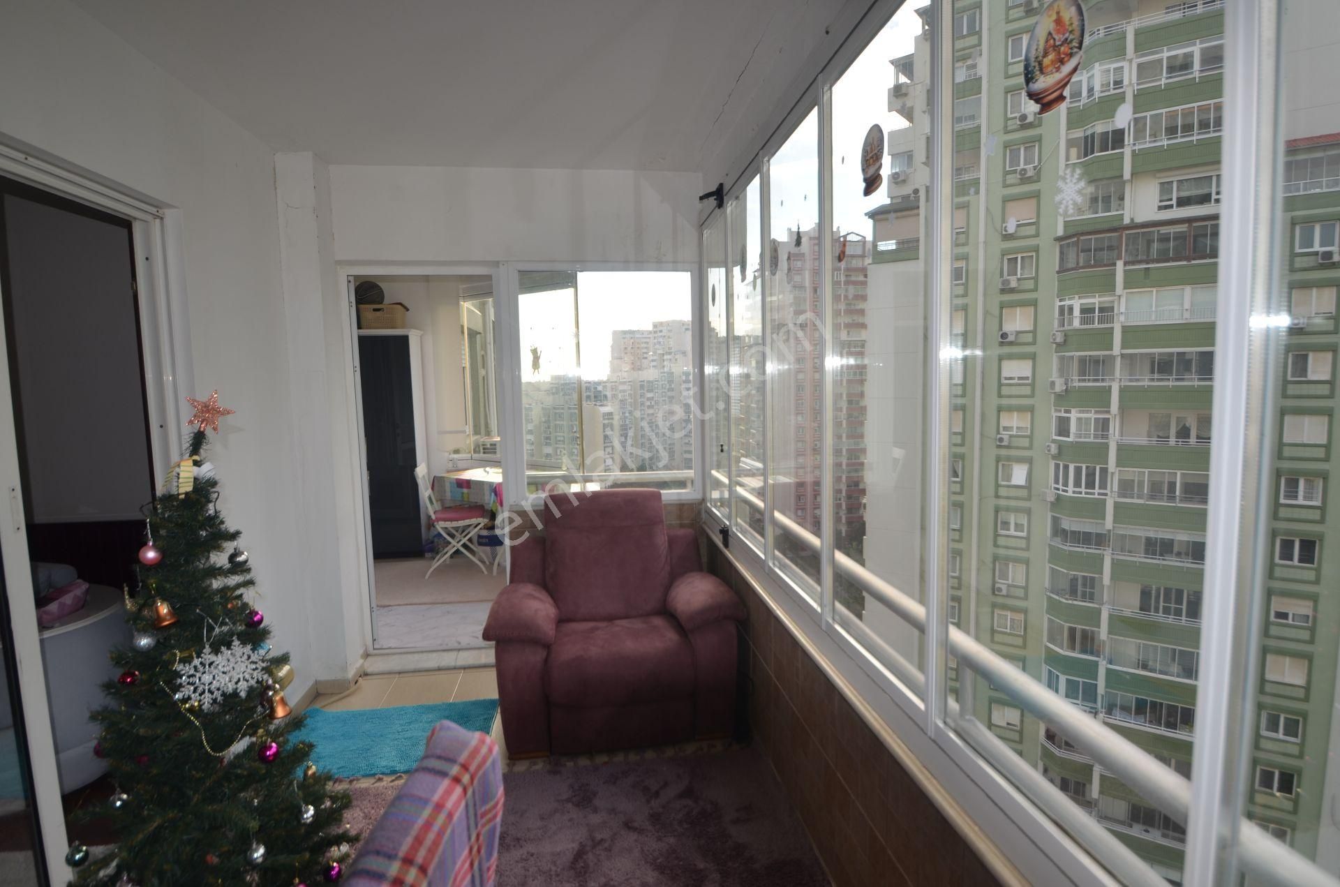 Flamingo'da Tadilatlı, Kilerli, Çift Banyolu Geniş 3+1 Daire - Görsel 10