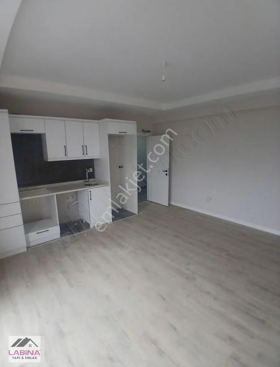 İnönü Mahallesinde 1+1 Satılık Daire - Görsel 16