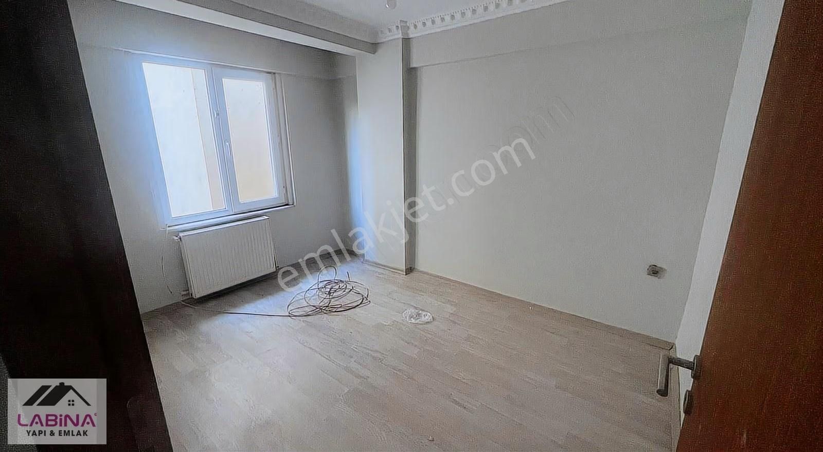 Söğütlüçeşmede Satılık 3+1 2.kat Dubleks Daire Bilgi Evine Yakın - Görsel 3