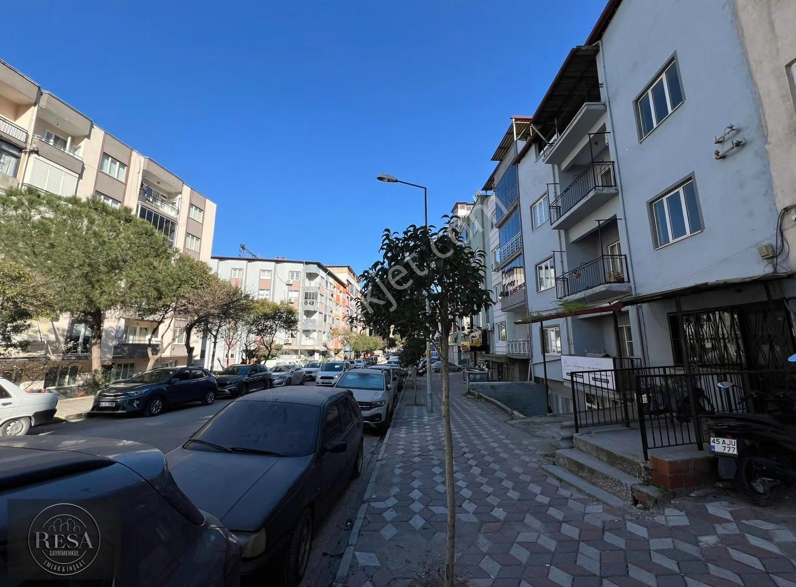 Merkezi Konumda Bahçeli 4+1 Ters Dubleks Daire - Görsel 17