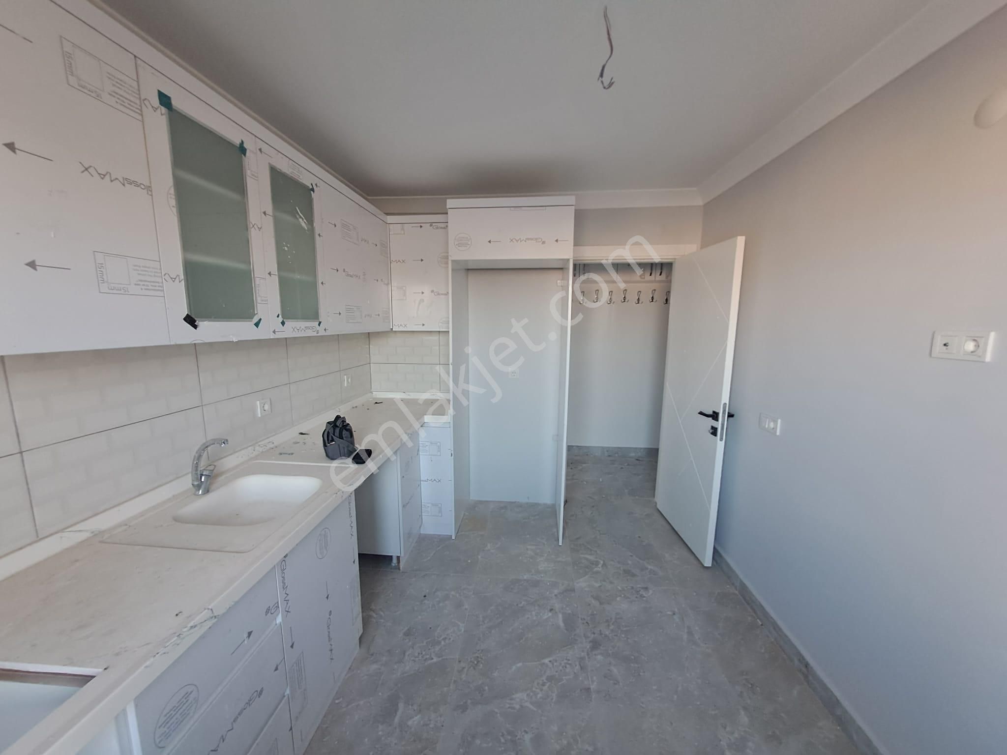 Remax Mid Karesi 1.sakarya Mahallesı Spor Toto Yakını Satılık Dubleks 2+1 - Görsel 8