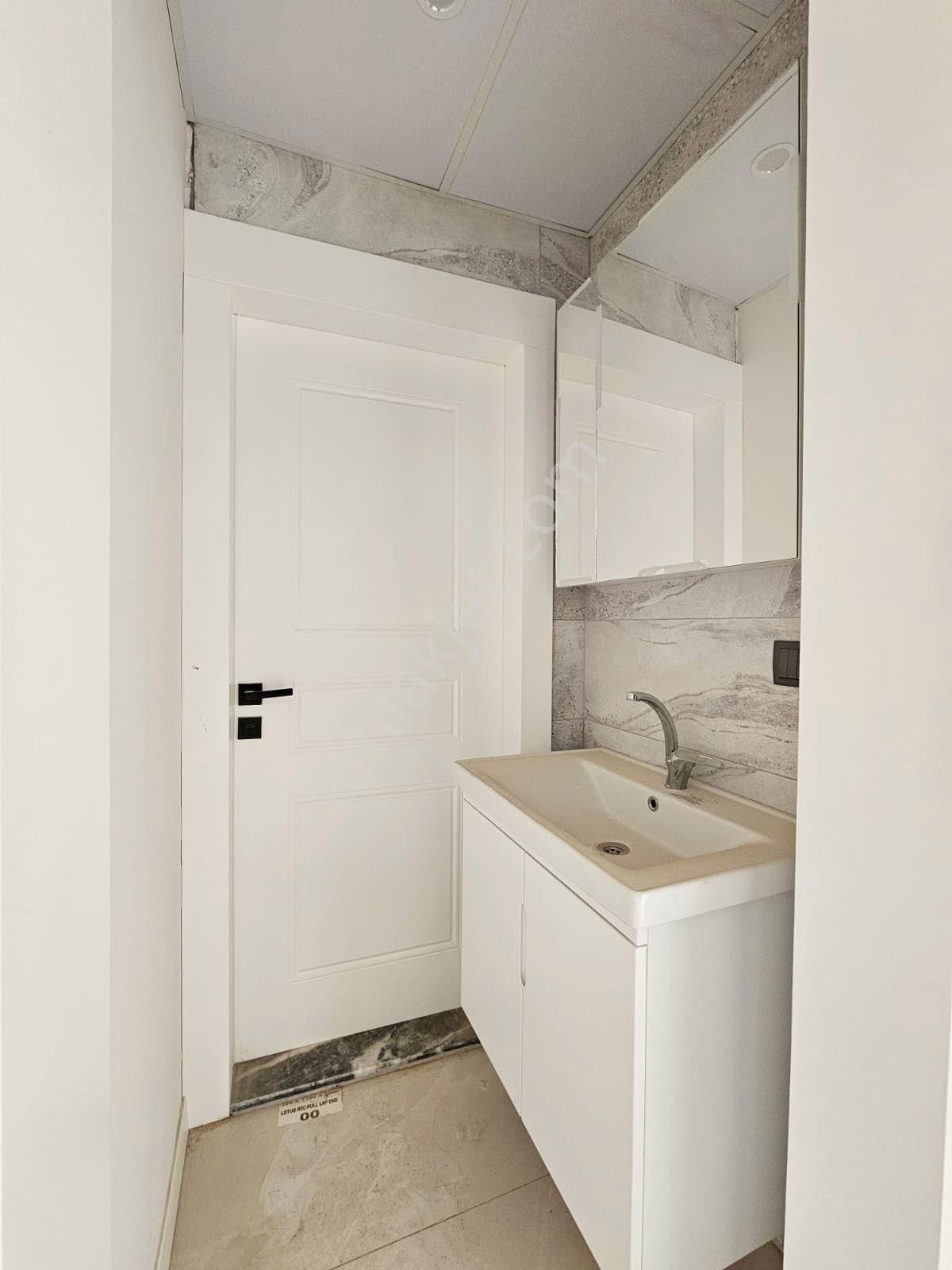 Denizli Çakmak Ta 3+1 160 M2 Güzel Konumda Satılık Fırsat Daireler - Görsel 16