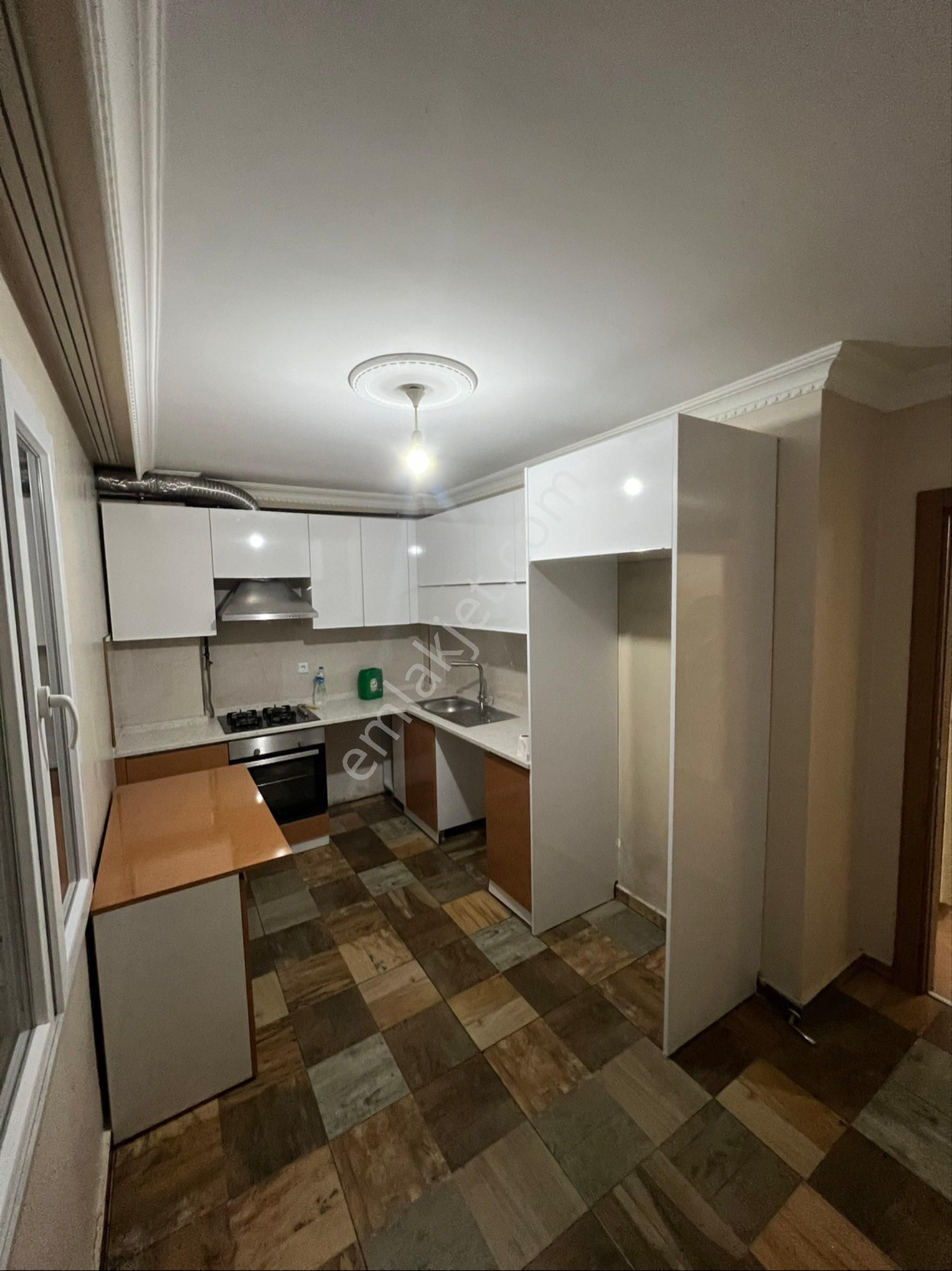 Orhangazi Mahallesi’nde Kaçırılmayacak 3+1 Kiralık Daire - Görsel 8