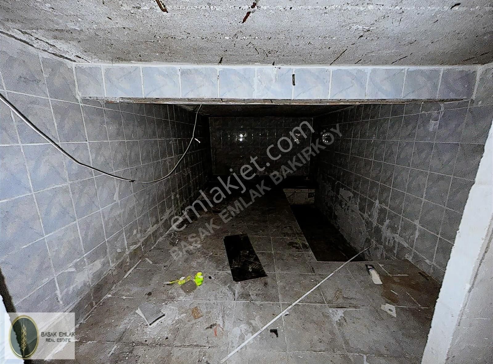 Bakırköy 10 Temmuz Cd. Marmaraya 2 Dakika Kiralık 22 M2 Dükkan - Görsel 3