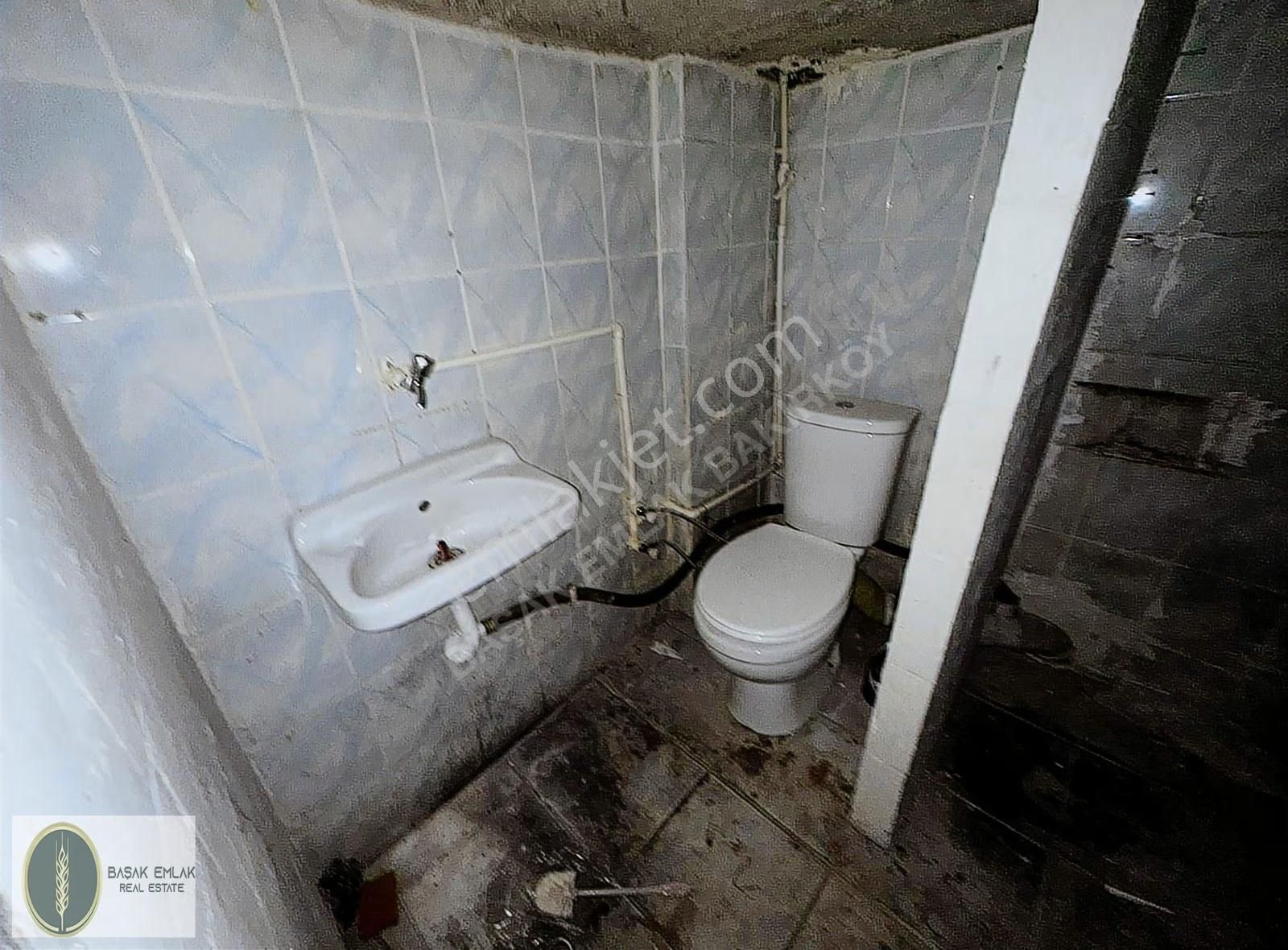 Bakırköy 10 Temmuz Cd. Marmaraya 2 Dakika Kiralık 22 M2 Dükkan - Görsel 13