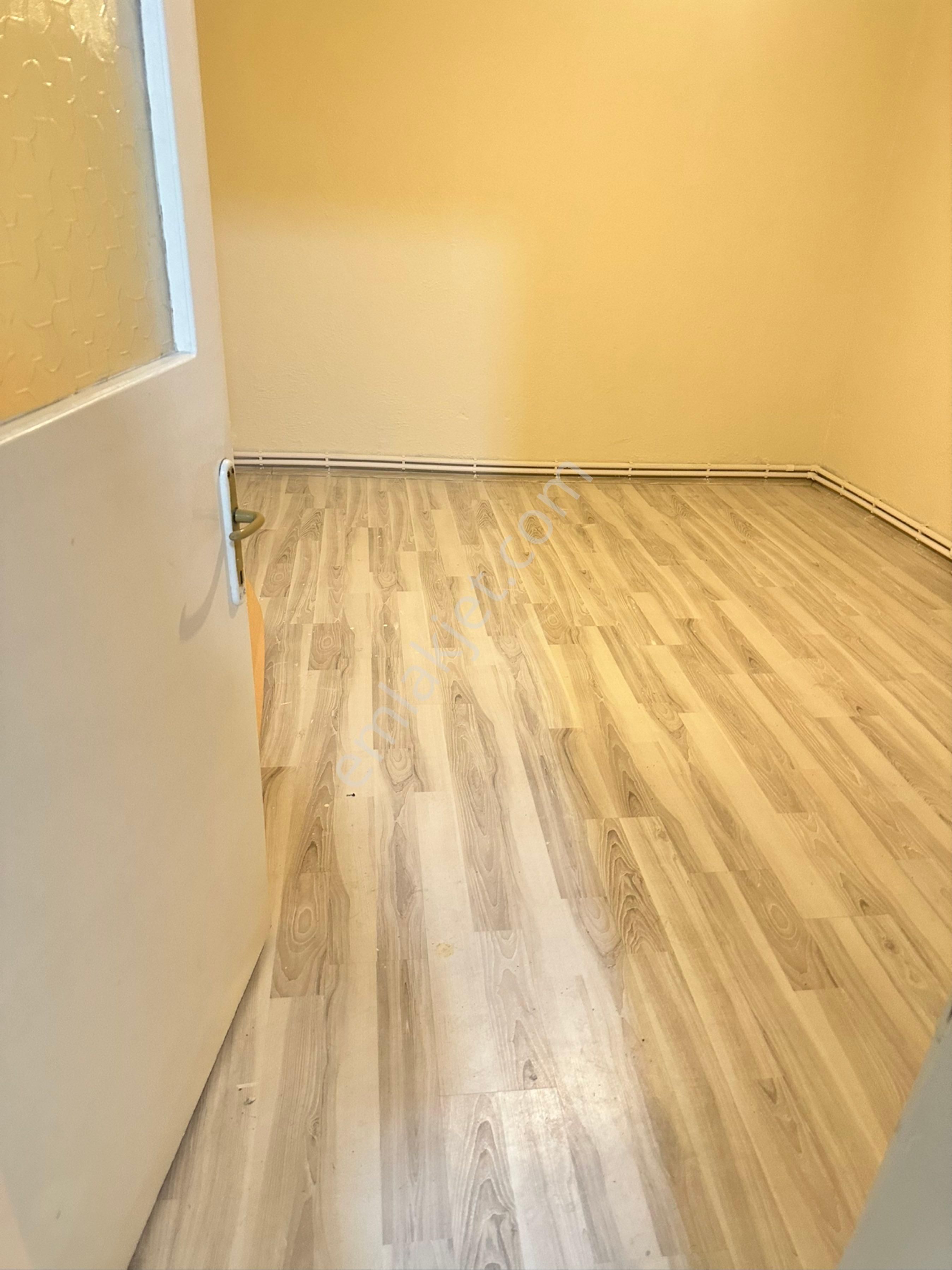 Bayraklı Refik Şevket İnce Mah Dogalgazlı 2+1 Kiralık Daire - Görsel 8