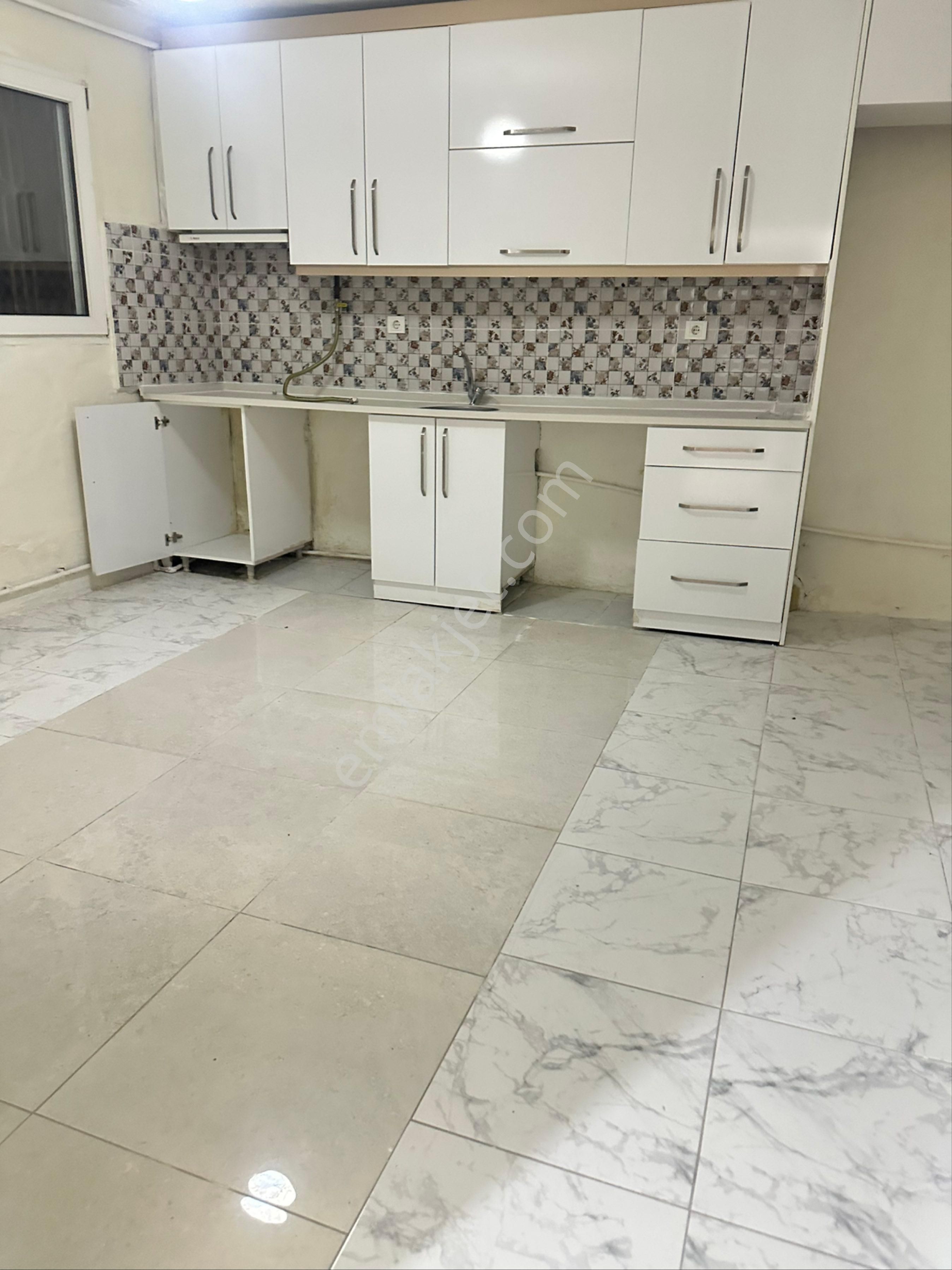 Bayraklı Refik Şevket İnce Mah Dogalgazlı 2+1 Kiralık Daire - Görsel 13