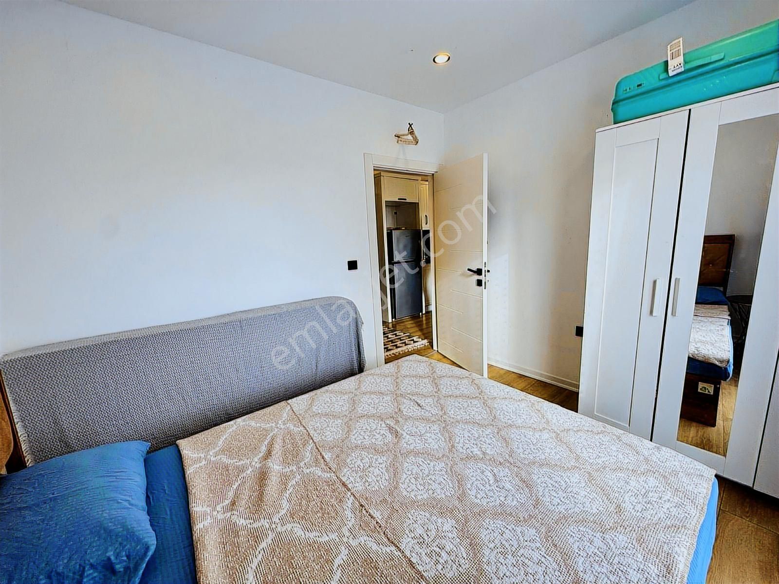 Aksu Altıntaşta Havuz Cepheli Full Eşyalı İskanlı 1+1 Kiralık - Görsel 14