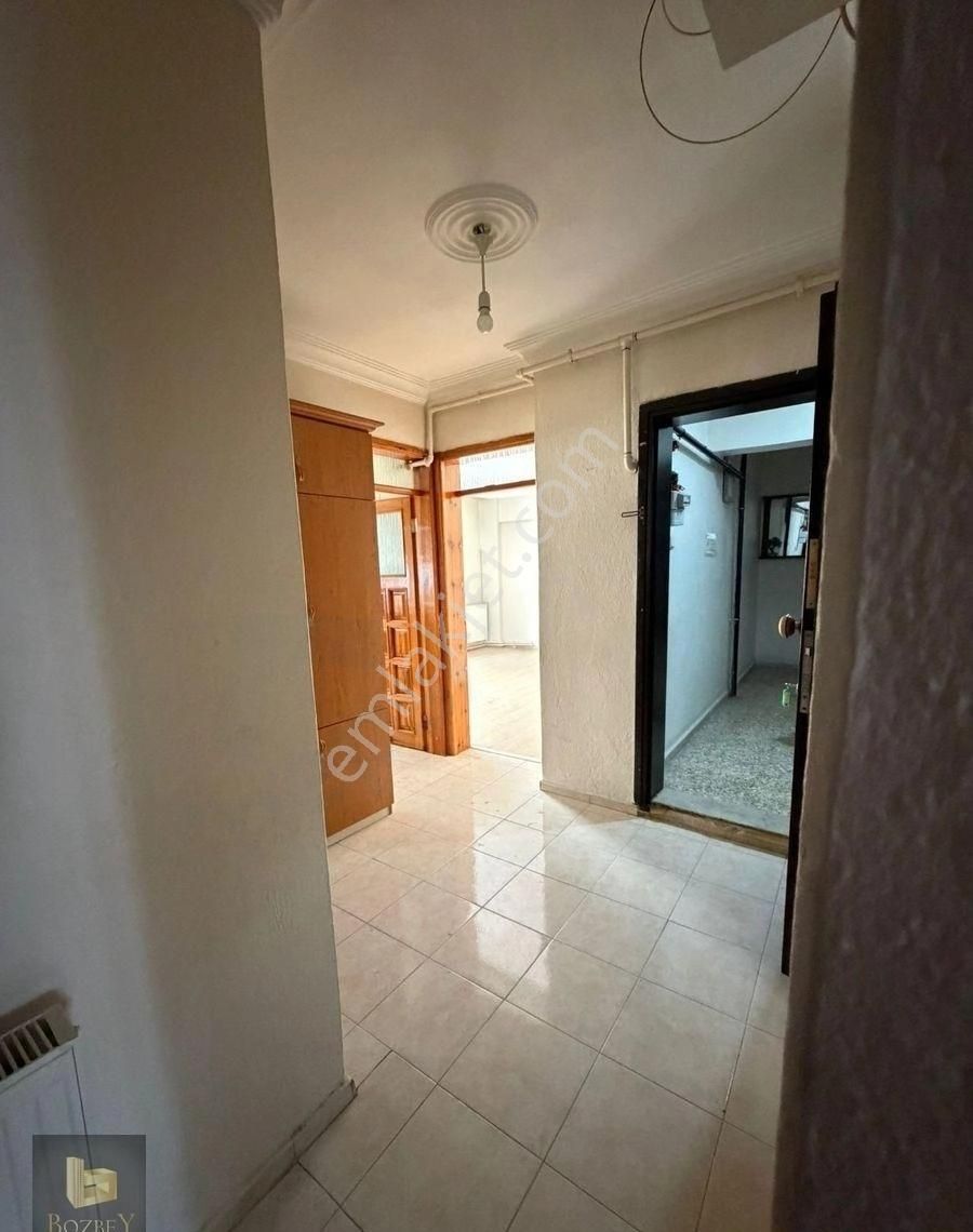 Bozbey Emlak'tan Buca Fırat Mah. 2+1 110 M2 Kapalı Mutfak D.gazlı Kiralık Ferah Daire - Görsel 10