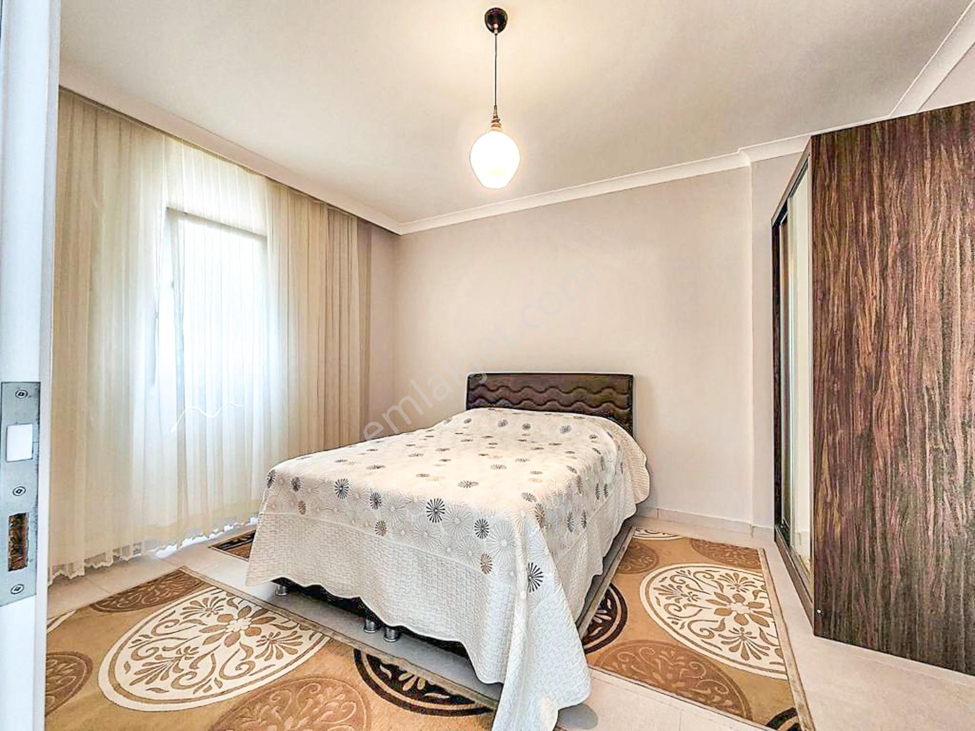 Adabükü Nde Harika Deniz Manzaralı Tripleks Villa - Görsel 16