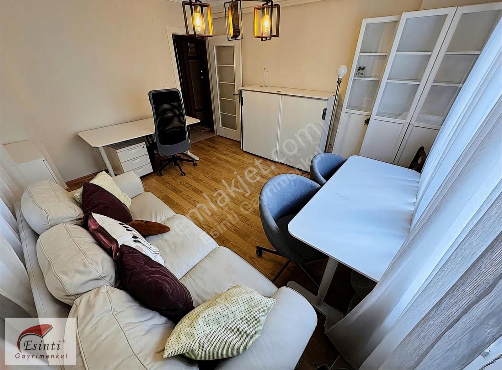 İnönü Mah. Yeditepe Üni Yürüme Mesafesinde Full Eşyalı 2+1 Daire