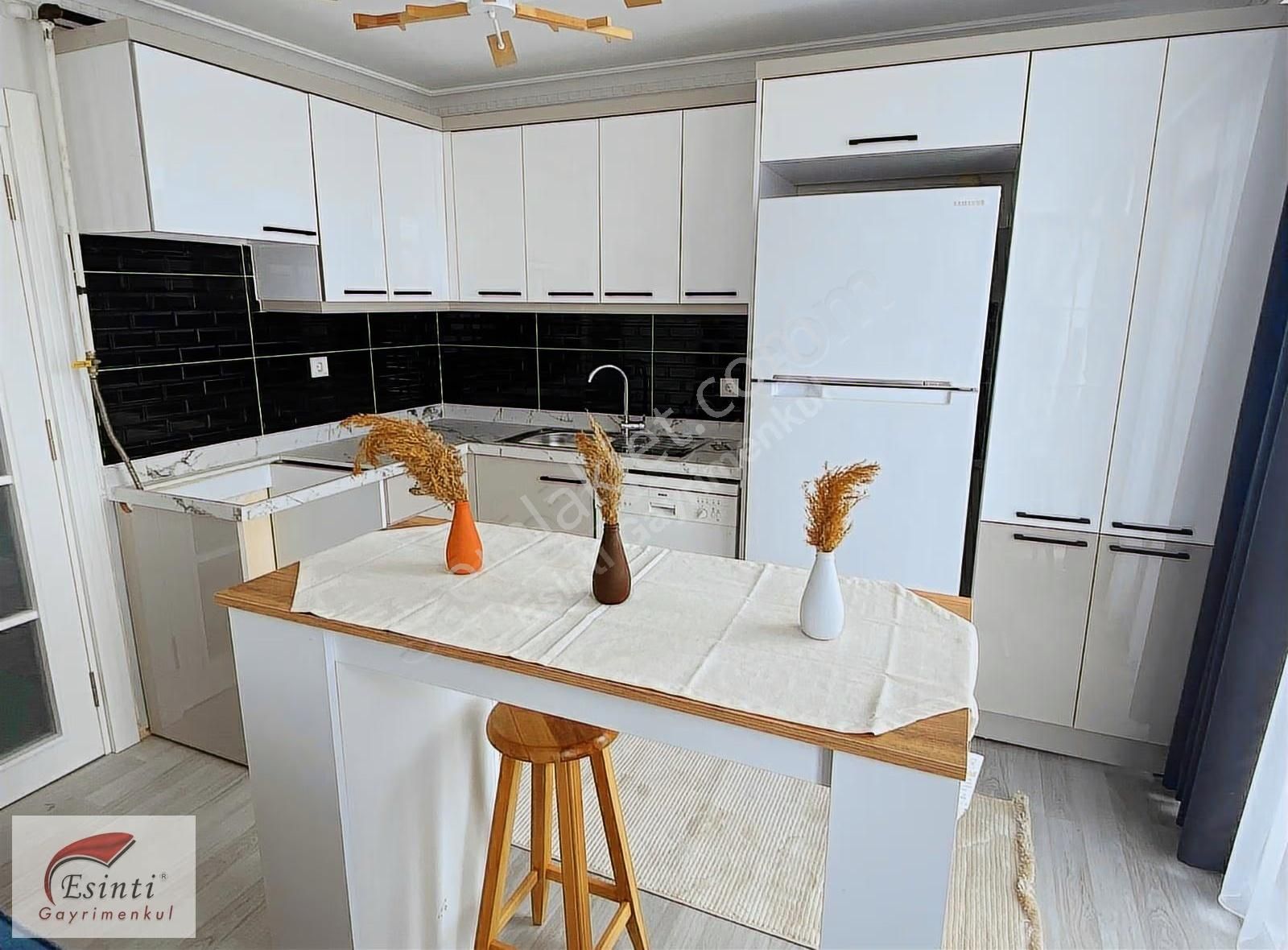 İnönü Mah.de Cad. Yakın Eşyalı Bakımlı 2+1 Keyifli Teras Daire - Görsel 13
