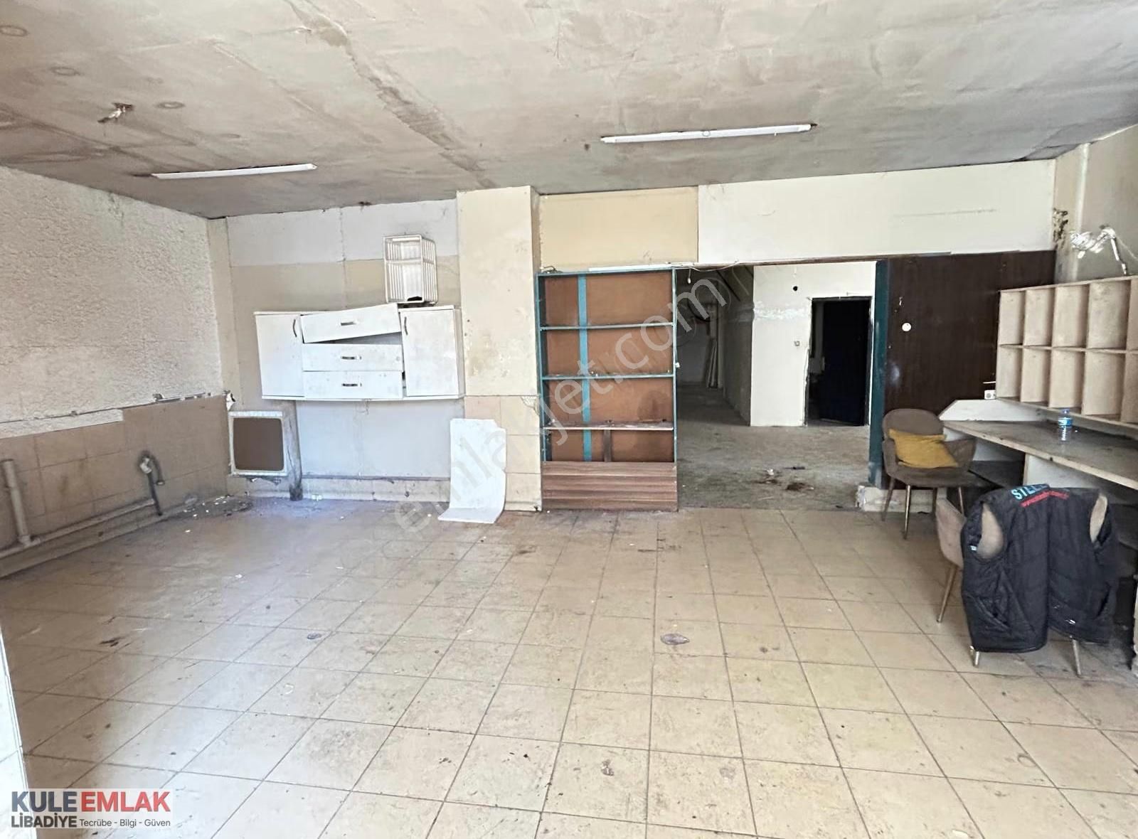 Kule'den | Cengiztopel Ve Çarşıya Yakın 300m2 İşyeri - Görsel 3