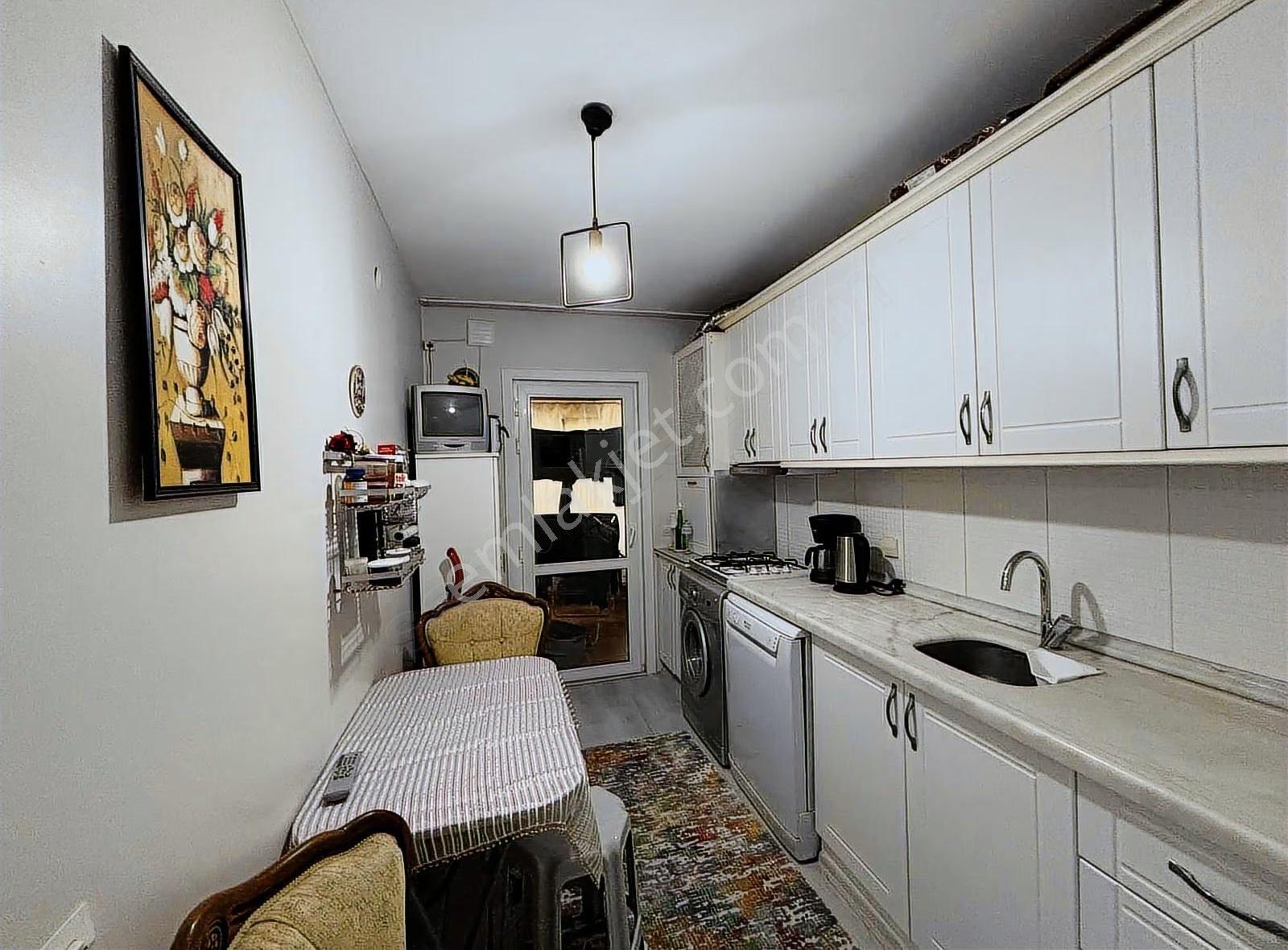 Barışkent Sitesinde Güney Cephe Geniş 3+1 Satılık Daire - Görsel 8