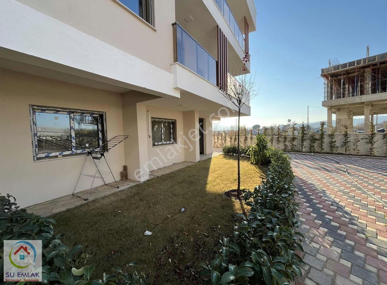 Su Emlak'tan Satılık Sıfır Bahçeli Daire