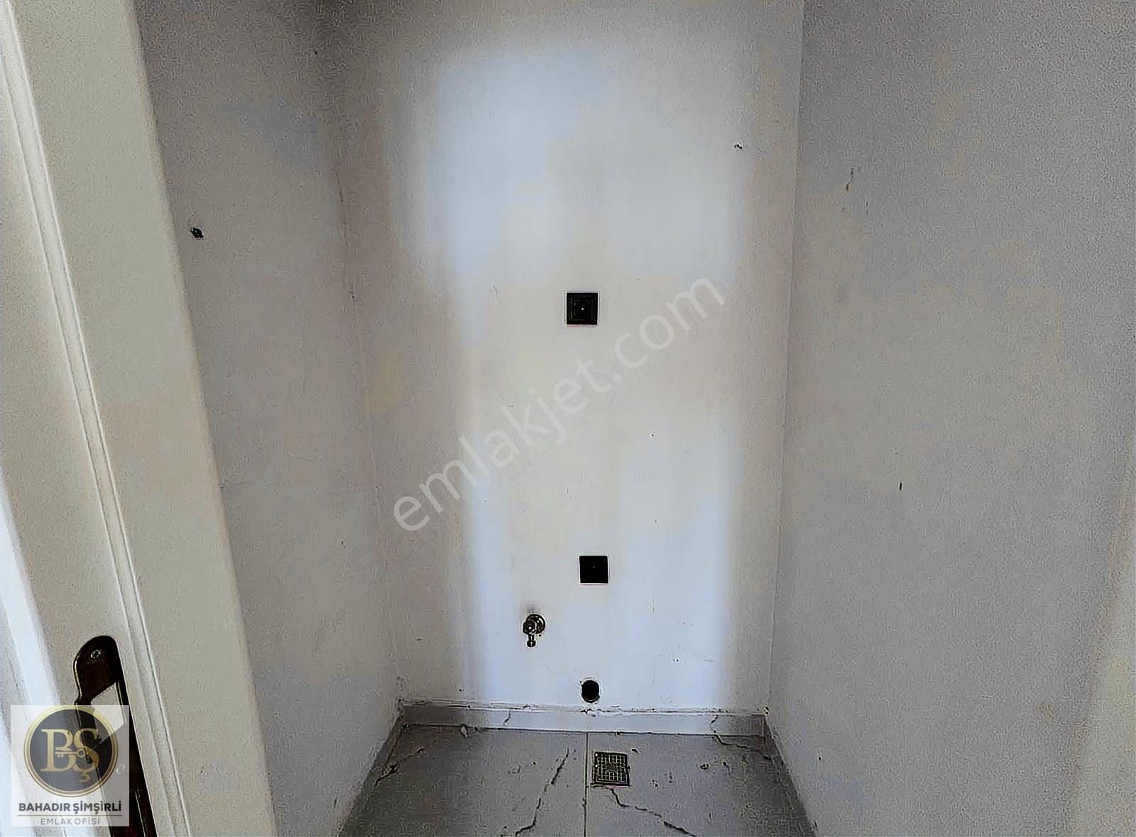 B.ş.den Gölet 5yüz4 Sitesinde Satılık 3+1 Manzaralı Daire - Görsel 2