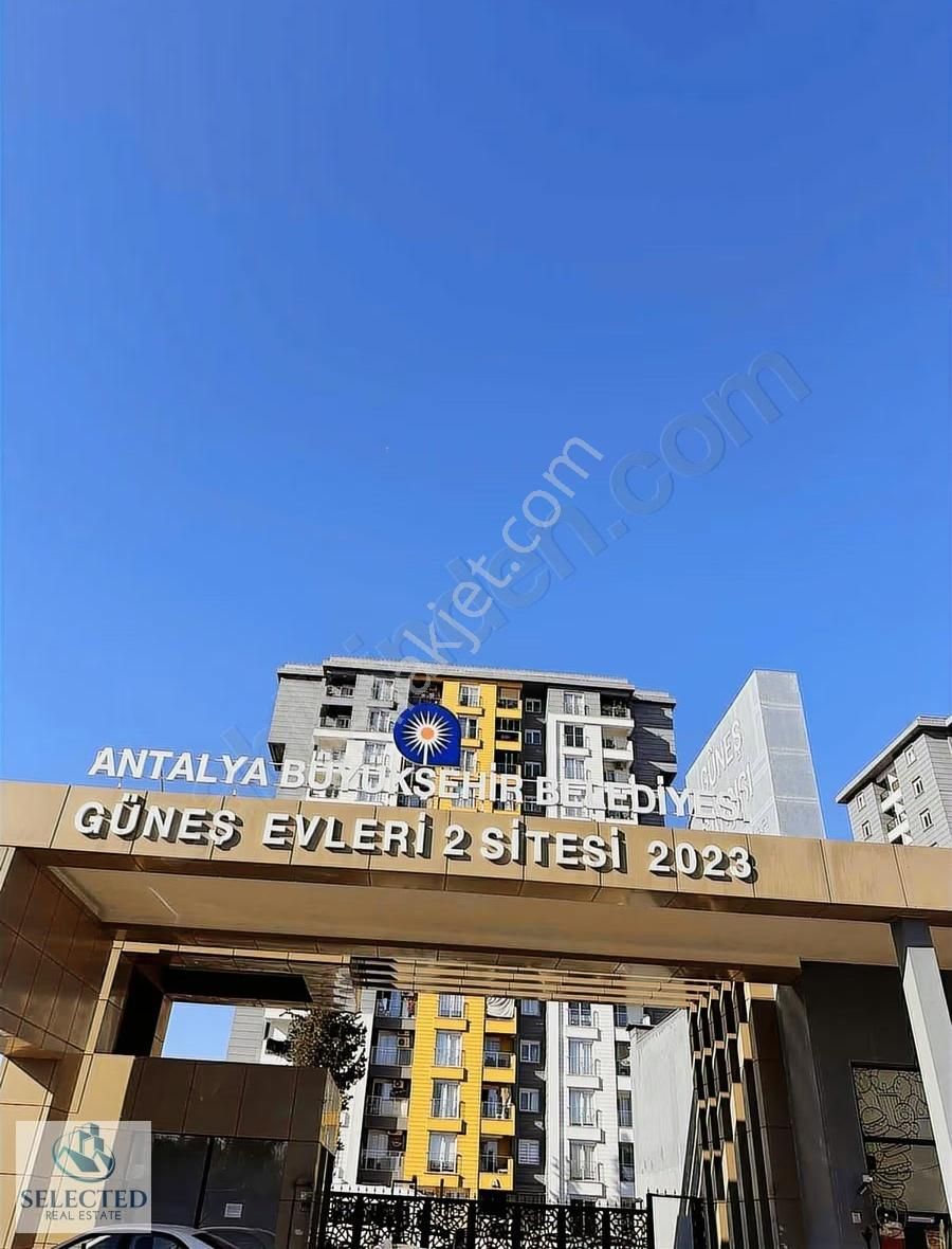 2+1 Doğalgazlı Site İçinde Ara Kat