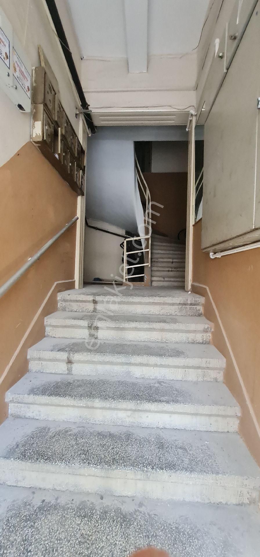 İzmir Konak Atilla Mahallesi Satılık 3+1 Daire - Görsel 32