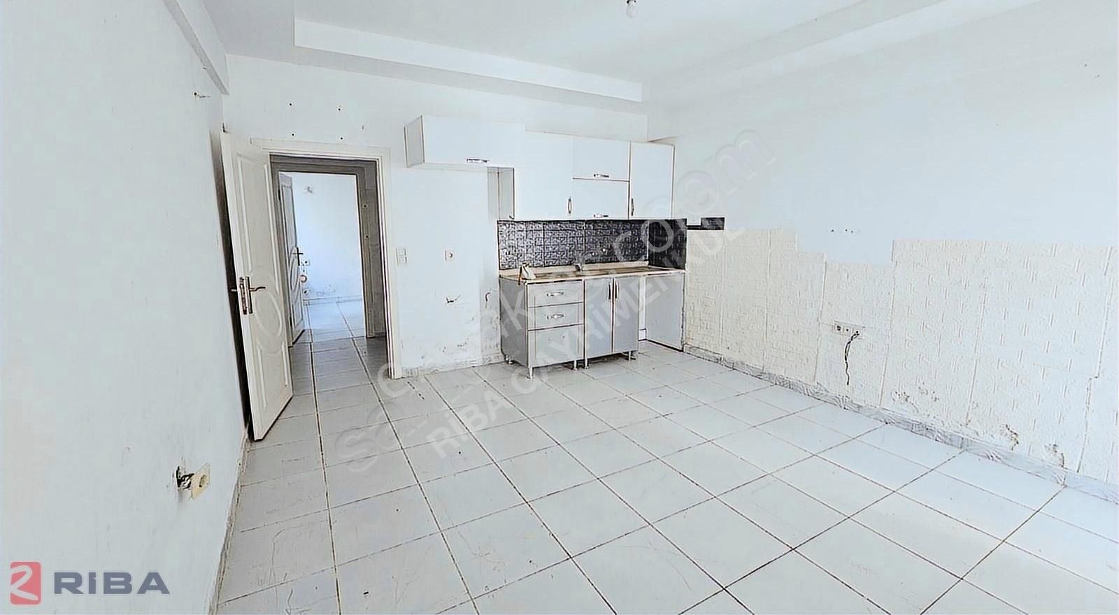 İbrahim Barak'tan Kundu'da Çift Havuzlu Sitede 1+1 Bahce Katı - Görsel 7