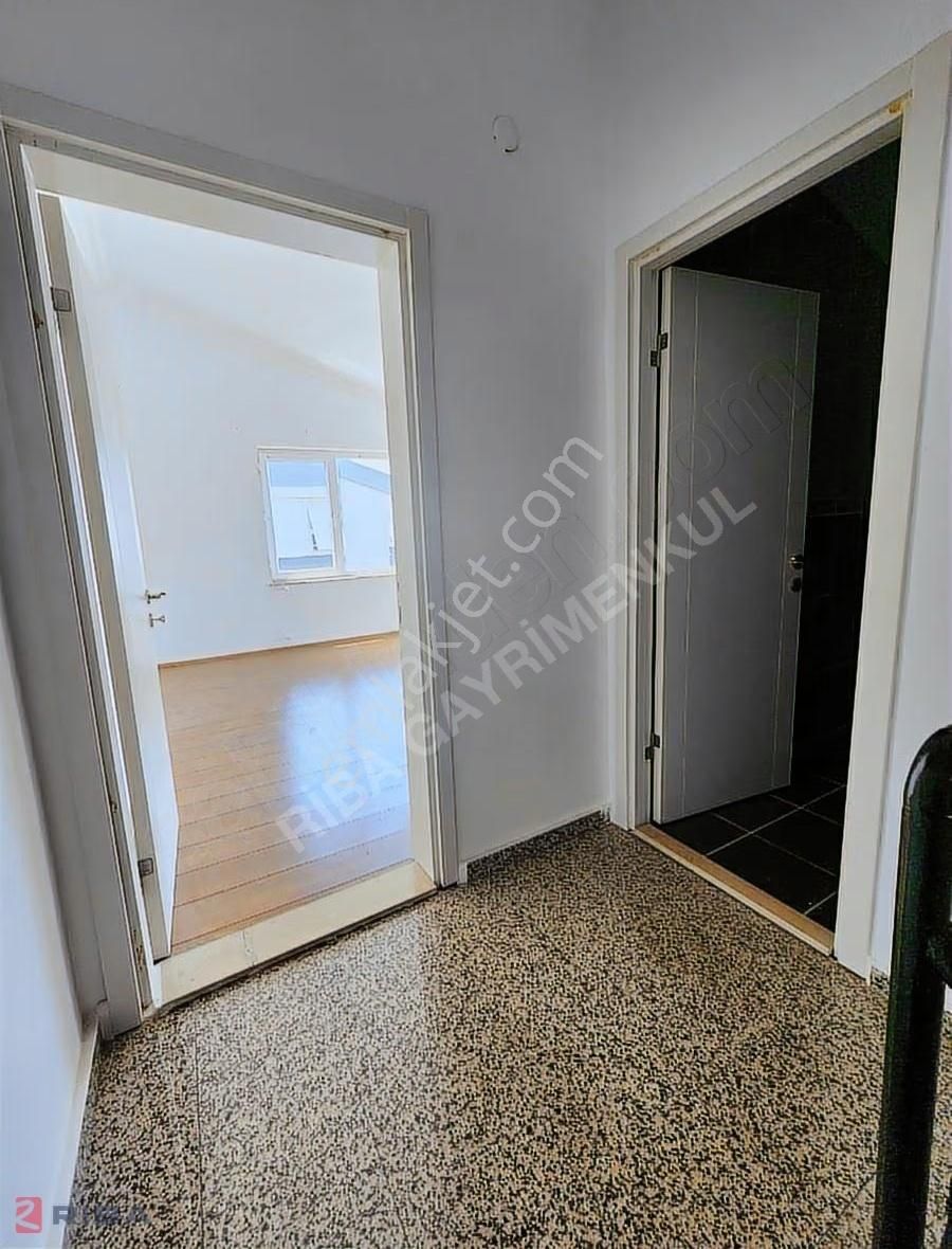 Güzeloba'da Havuzlu Site İçinde 3+1 Dubleks Kiralık Daire - Görsel 17