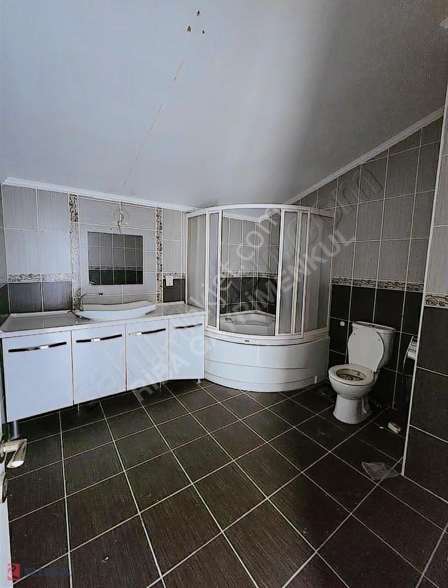 Güzeloba'da Havuzlu Site İçinde 3+1 Dubleks Kiralık Daire - Görsel 18