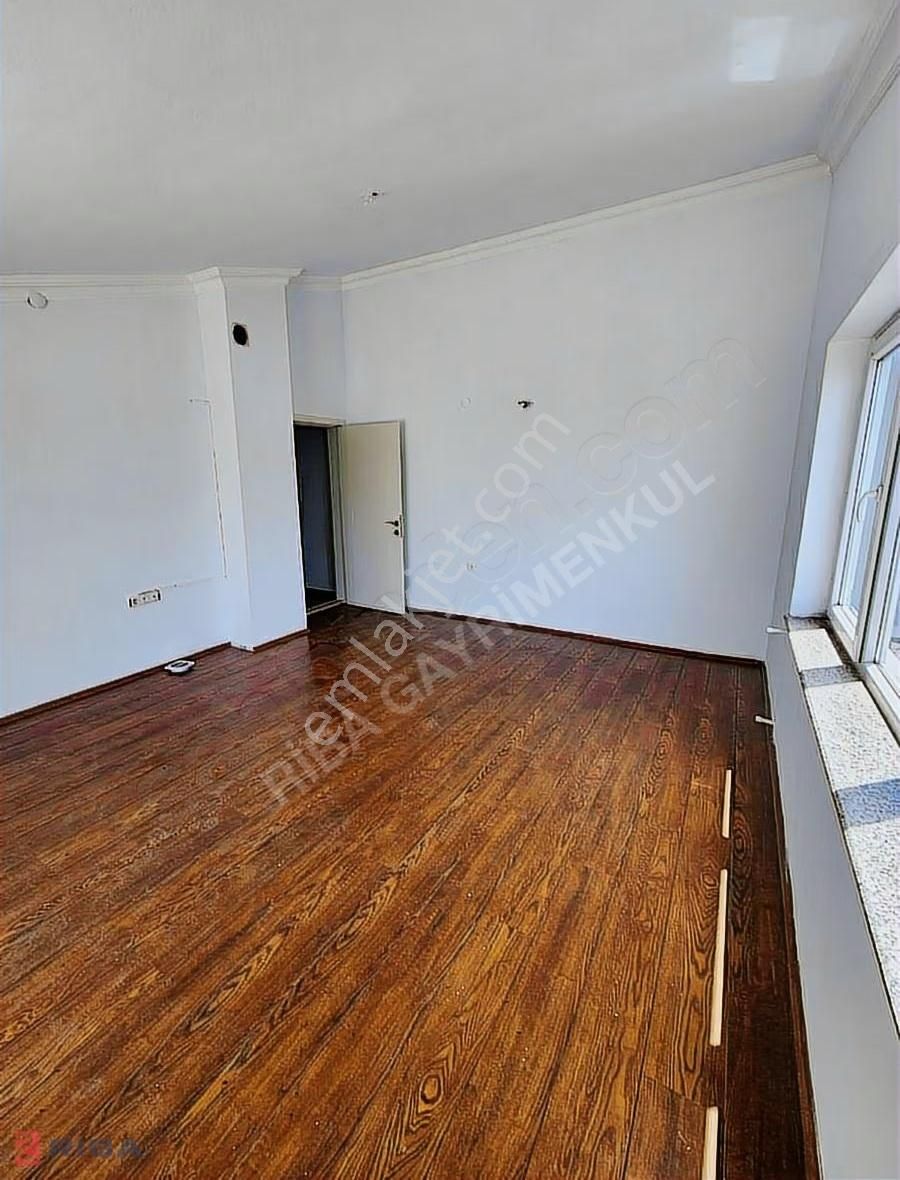 Güzeloba'da Havuzlu Site İçinde 3+1 Dubleks Kiralık Daire - Görsel 22