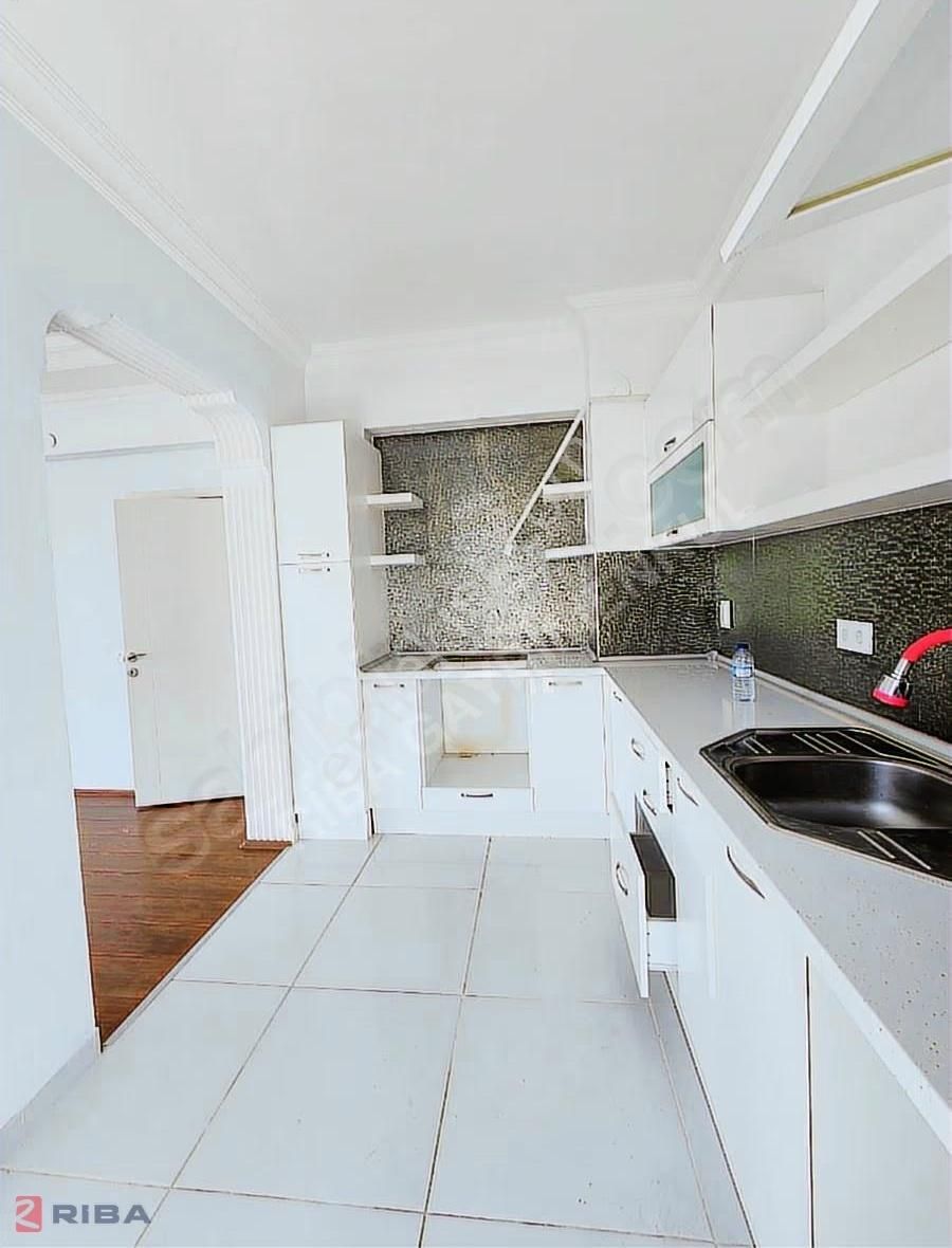 Güzeloba'da Havuzlu Site İçinde 3+1 Dubleks Kiralık Daire - Görsel 13